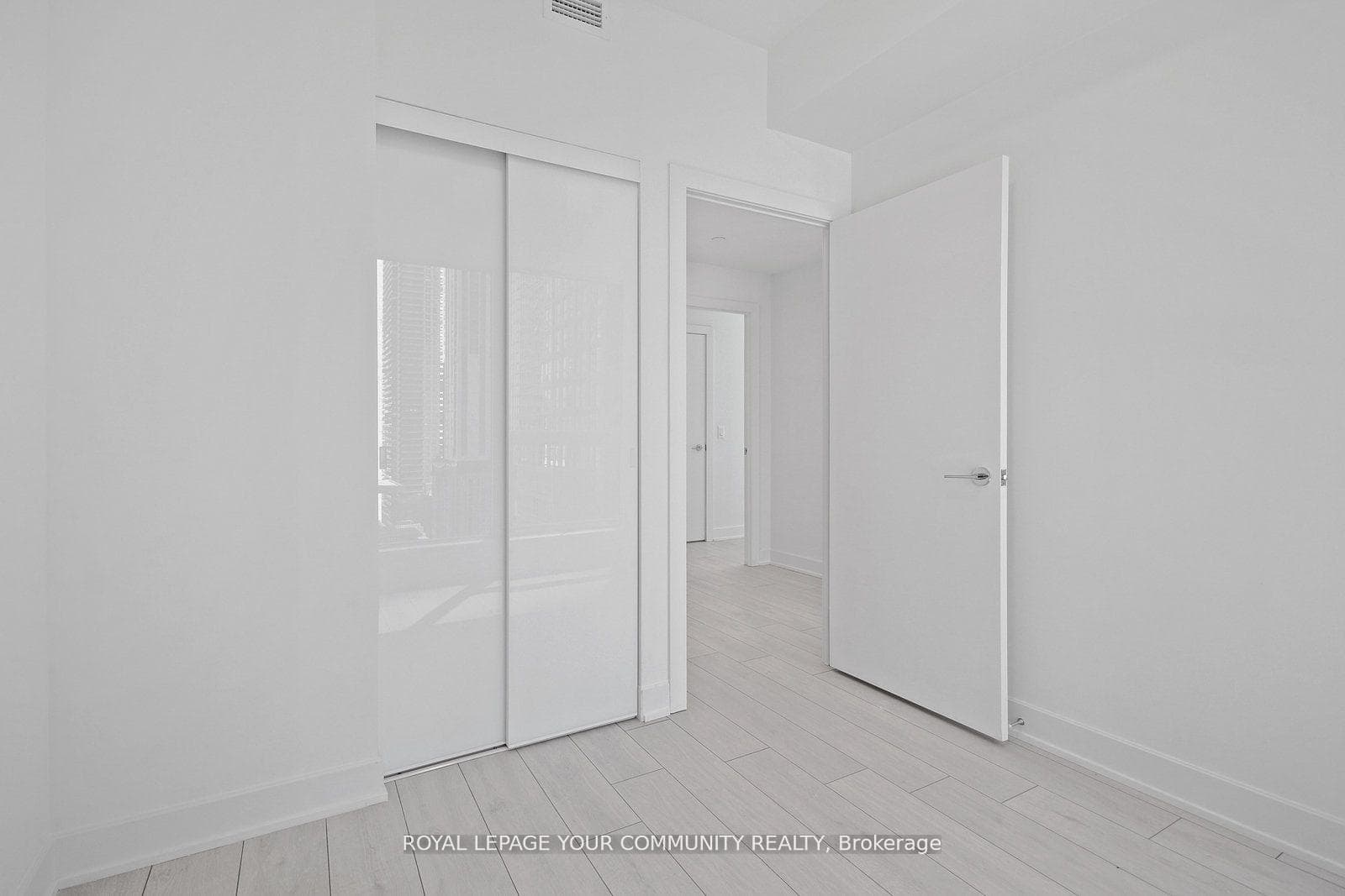 15 mercer Street Unit 1404 photo 18