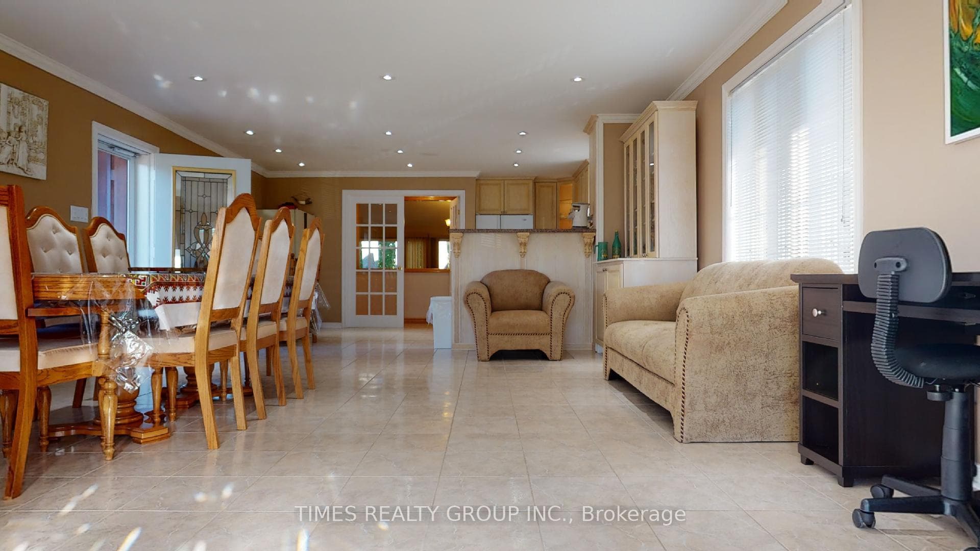 26 Evans Drive photo 13