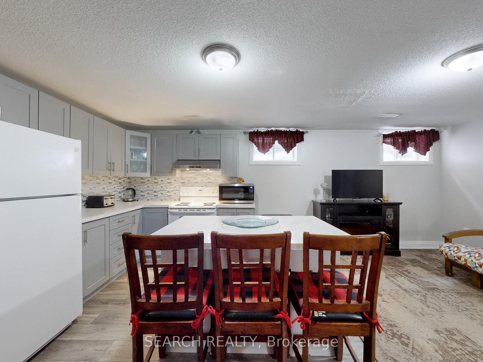 24 Hewitt Place photo 23