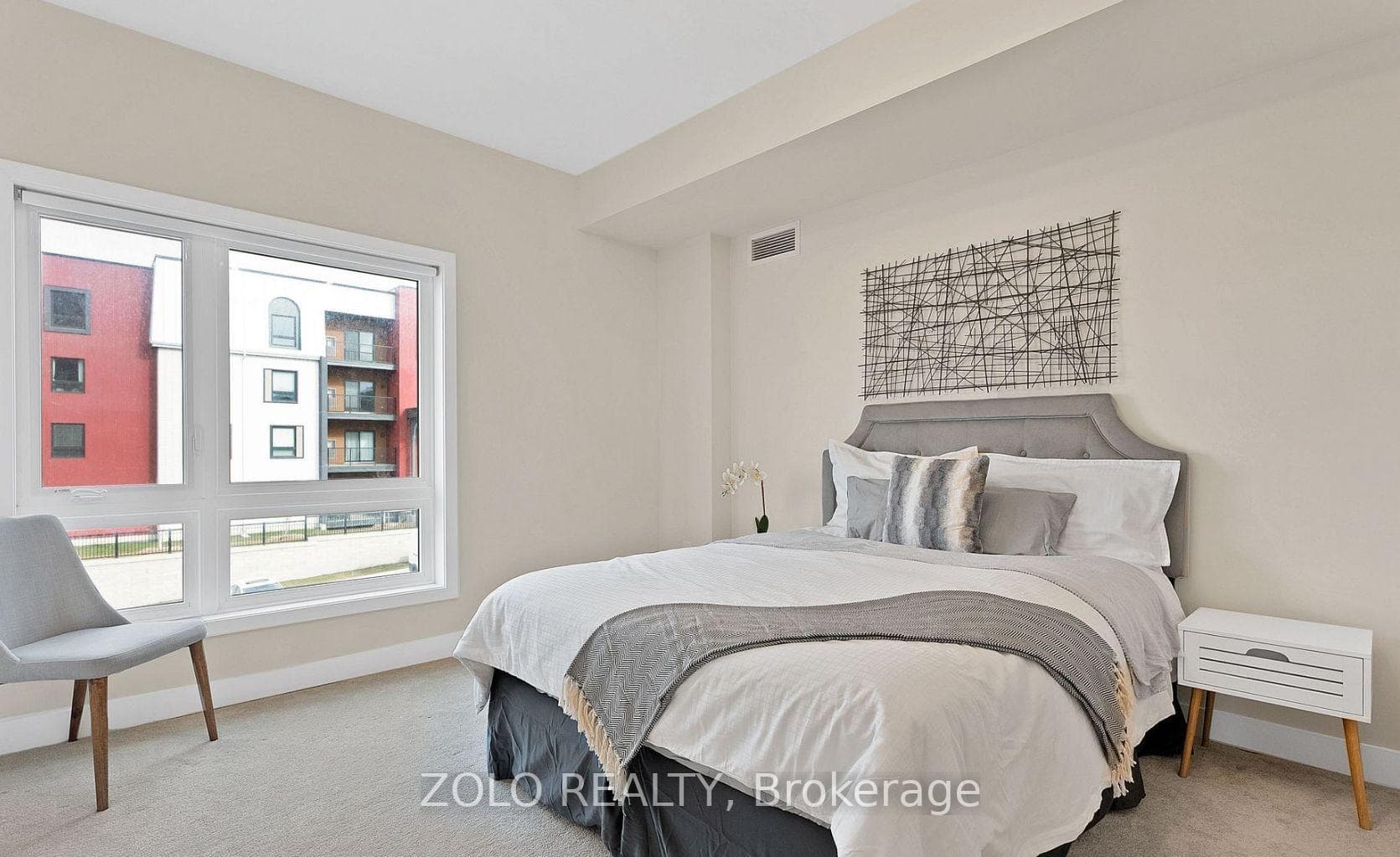 4 Spice Way Unit 101 photo 13