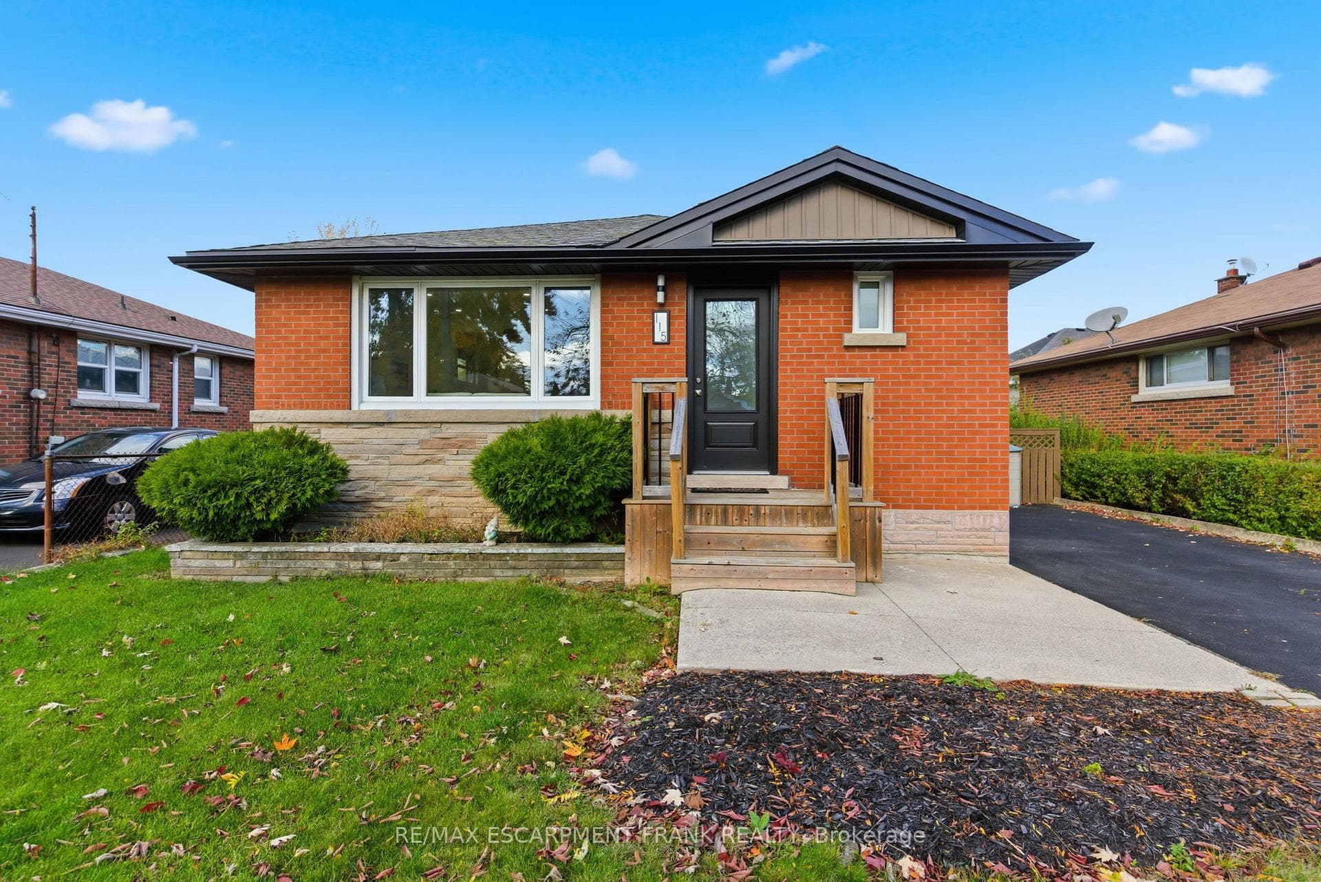 115 Mcelroy Road photo 2