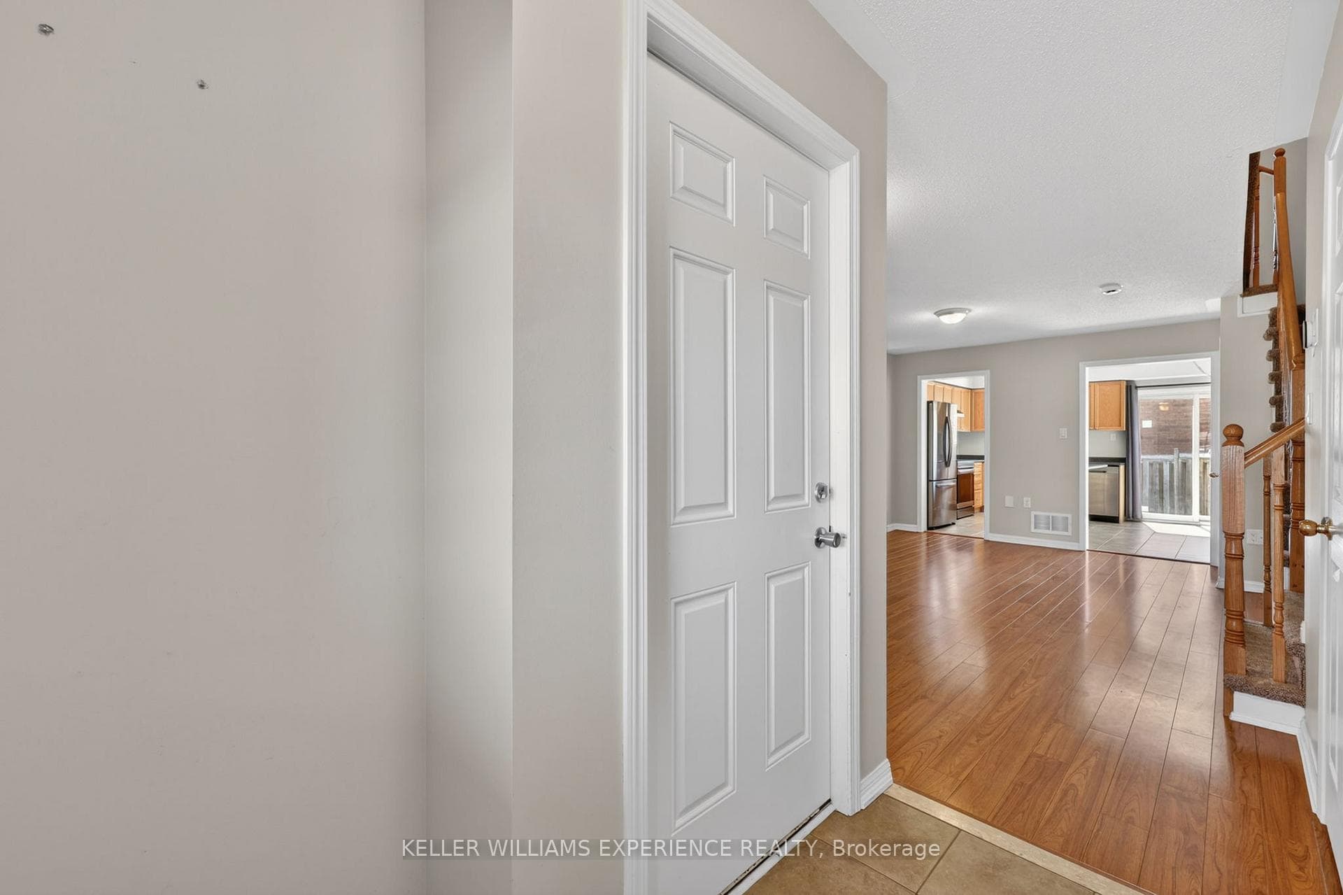 76 Commonwealth Road photo 8