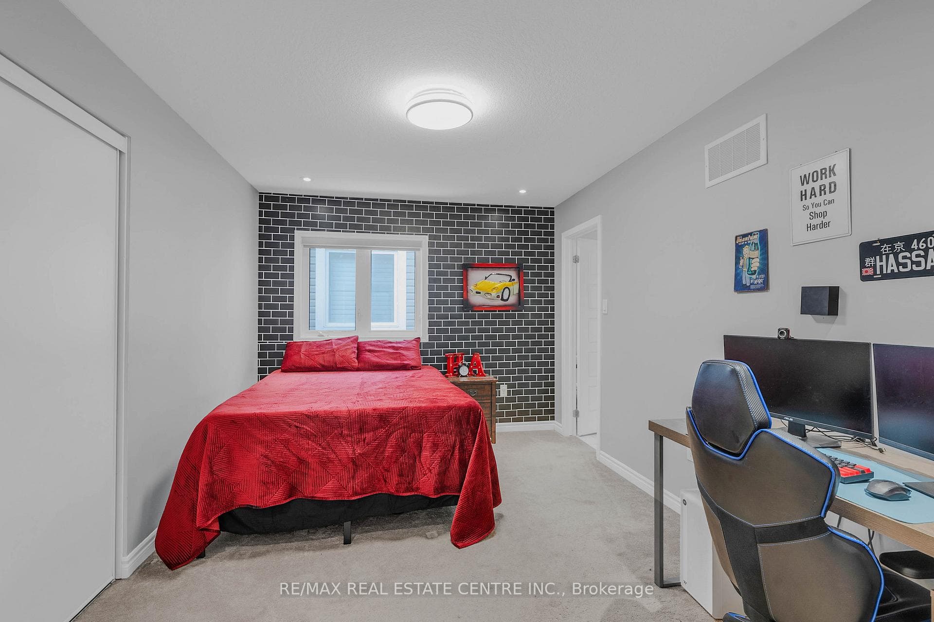 460 Equestrian Way photo 24