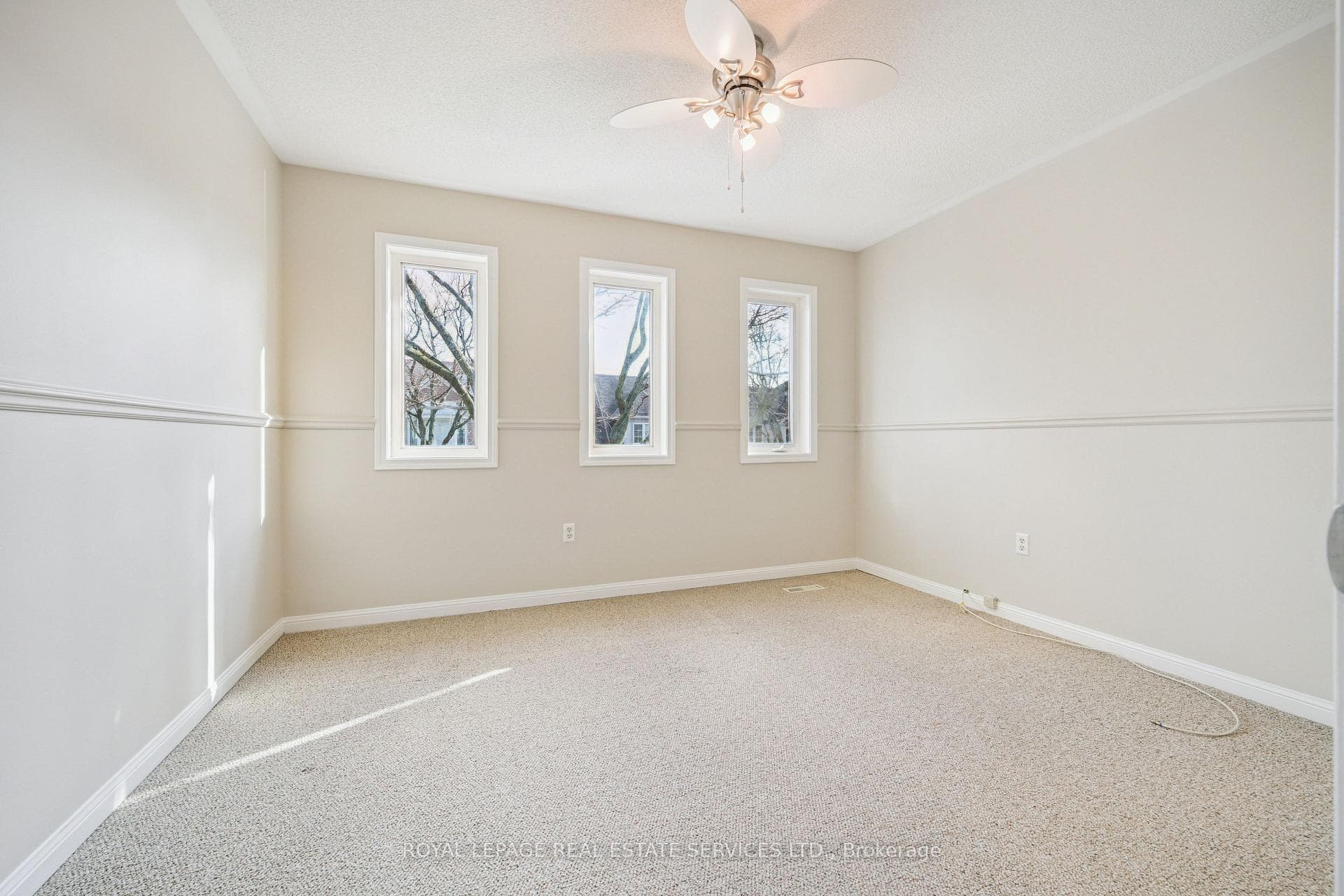 5025 MARJAN Lane photo 21