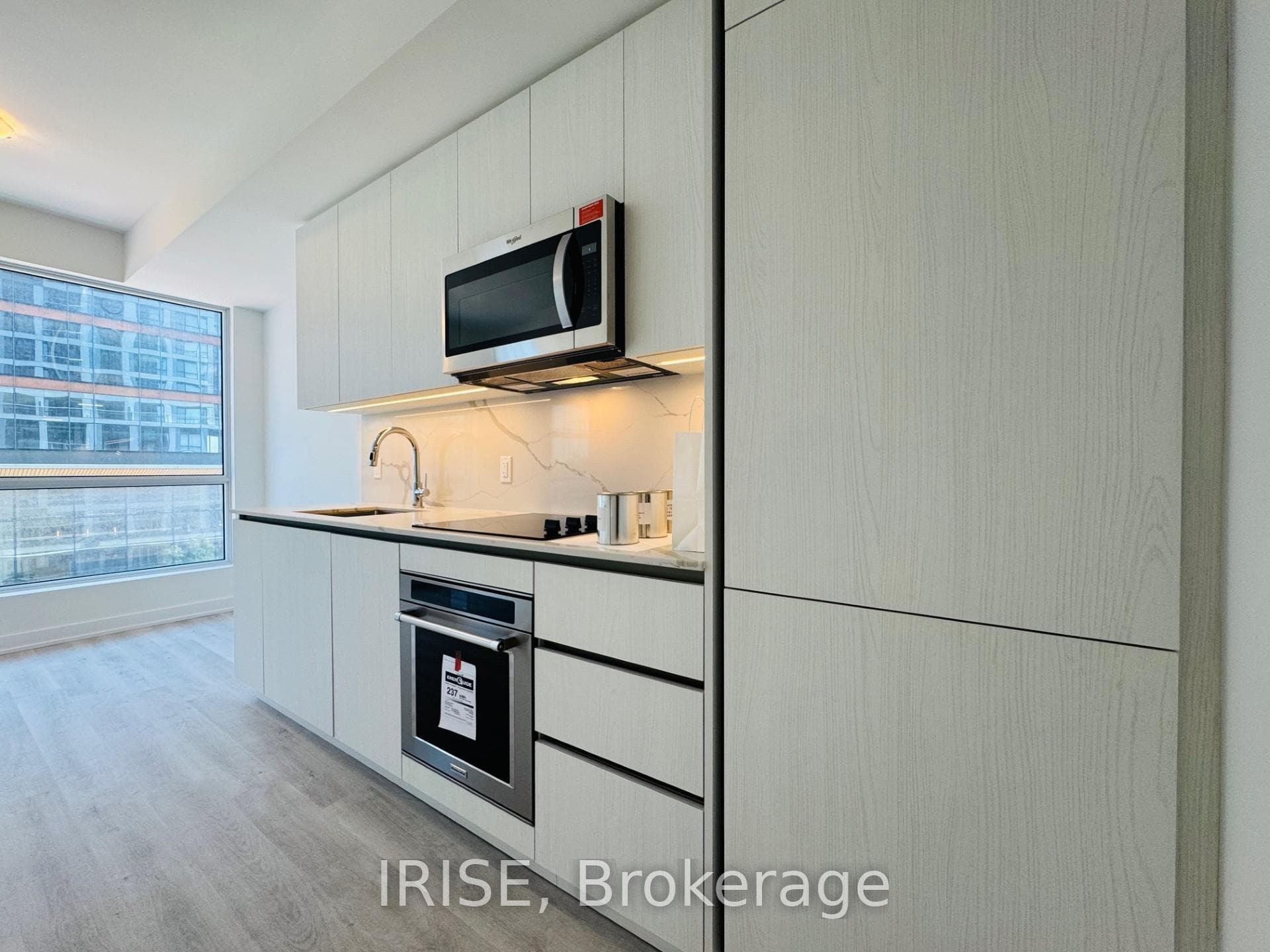 15 Richardson Street Unit 421 photo 11