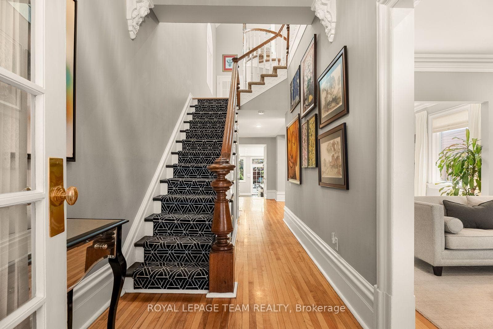 150 Guigues Avenue photo 5