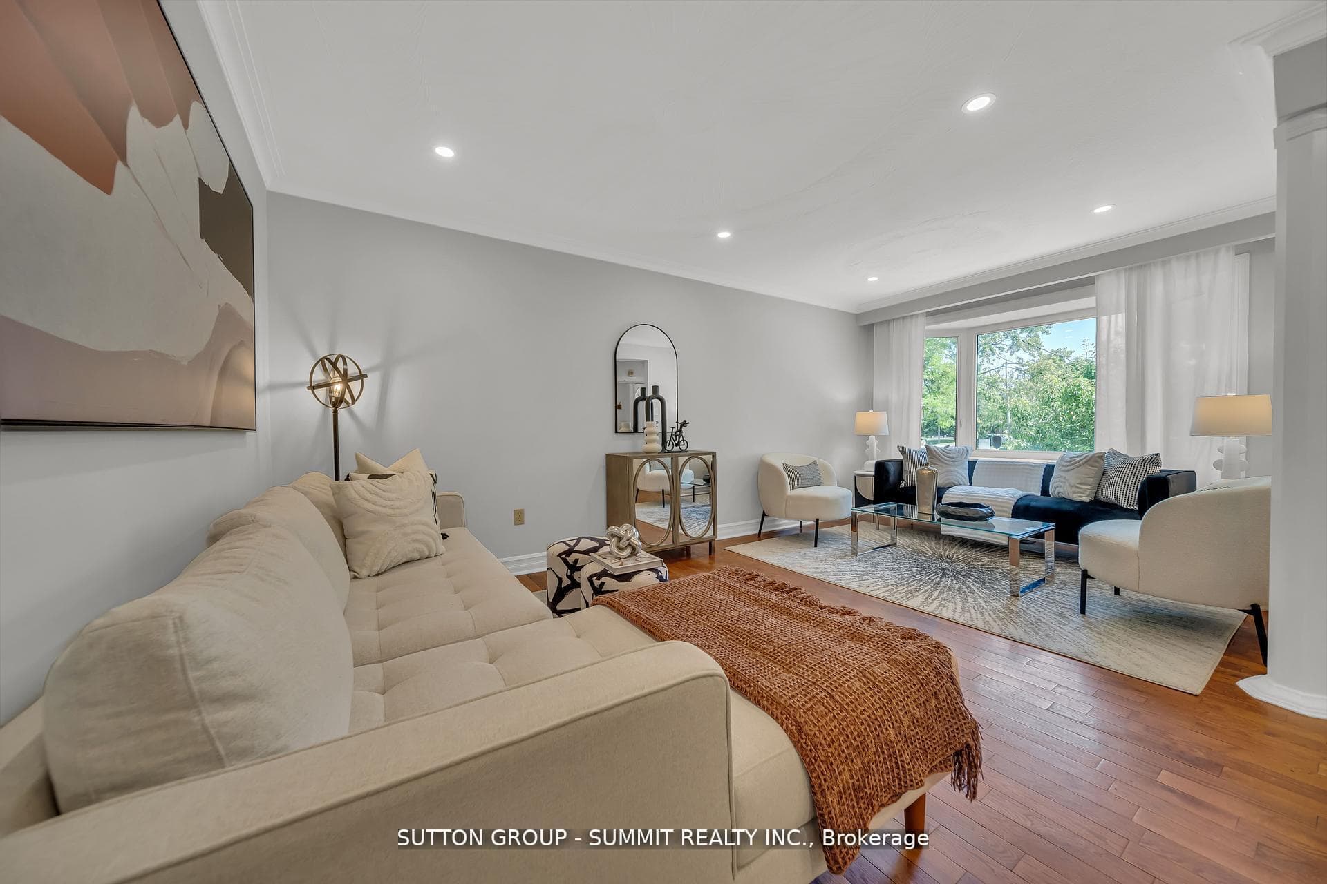 465 Seaton Drive photo 10