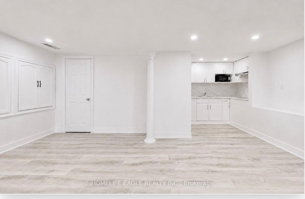 254 Andrew Street Unit Basement photo 5