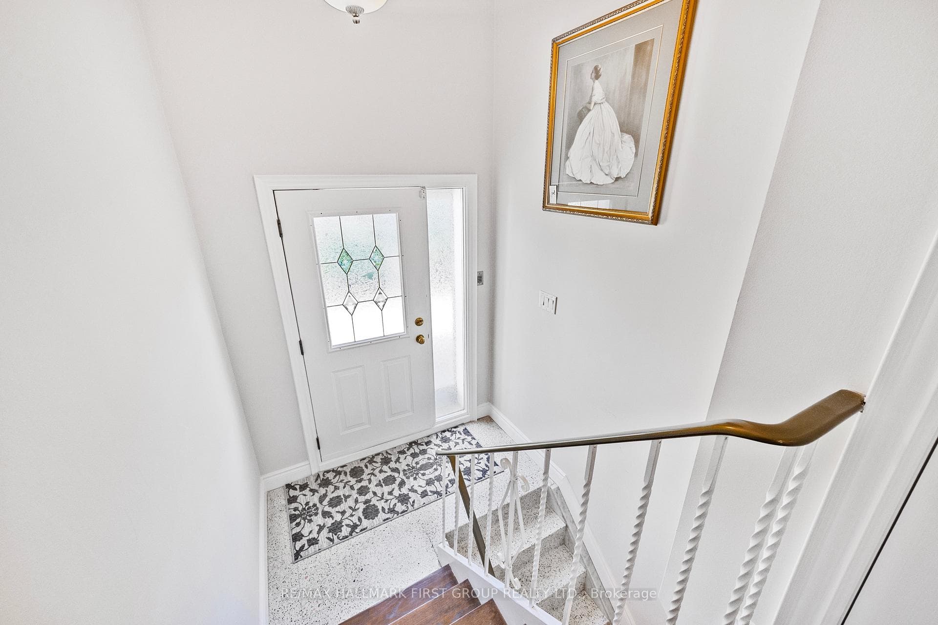 154 Fairglen Avenue photo 22