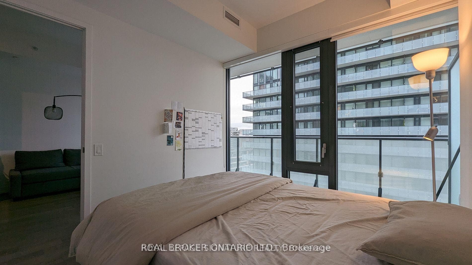 161 Roehampton Avenue Unit 1508 photo 7