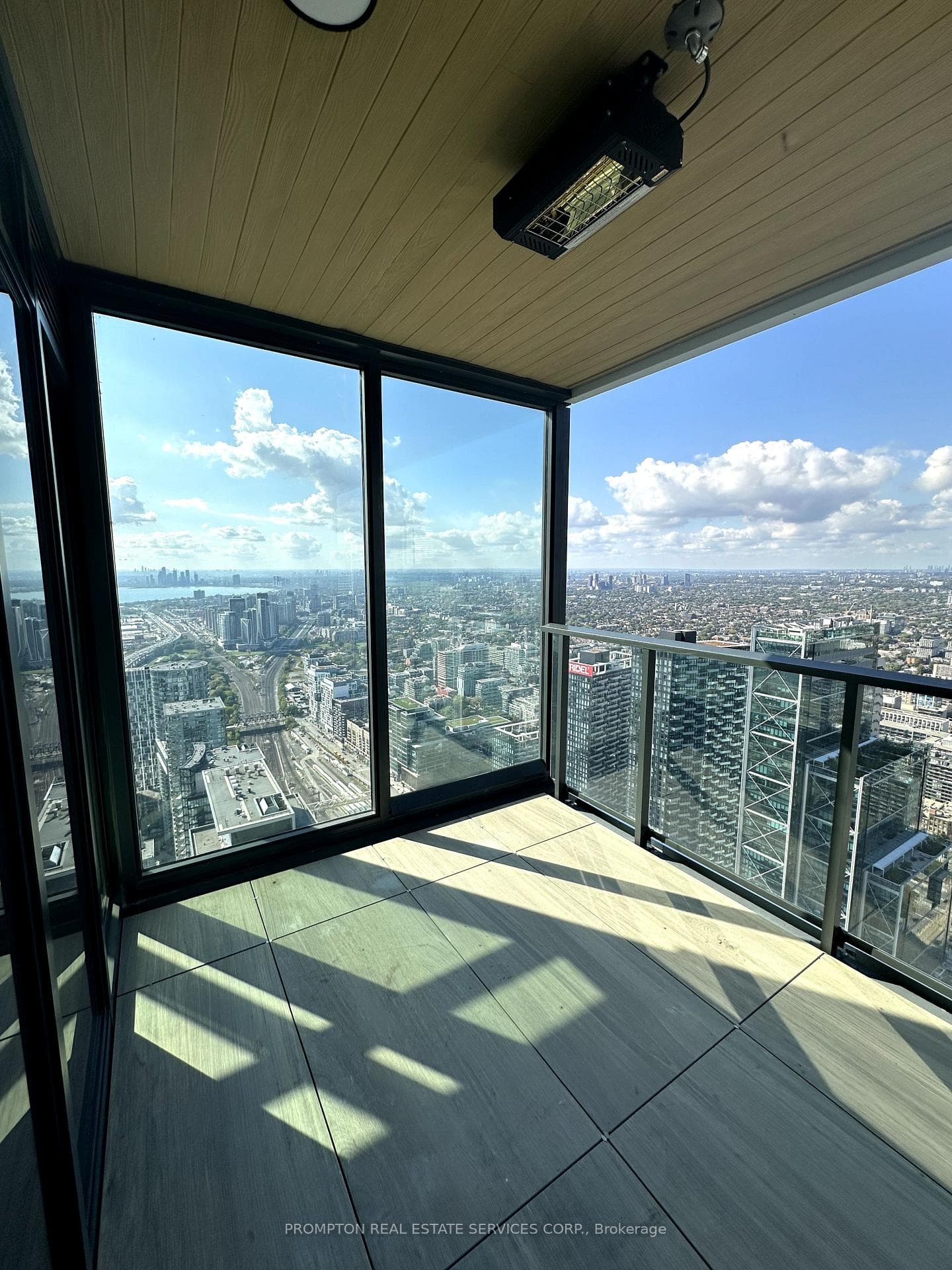 3 Concord Cityplace Way Unit 7502 photo 15
