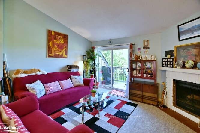 171 ESCARPMENT Crescent photo 26