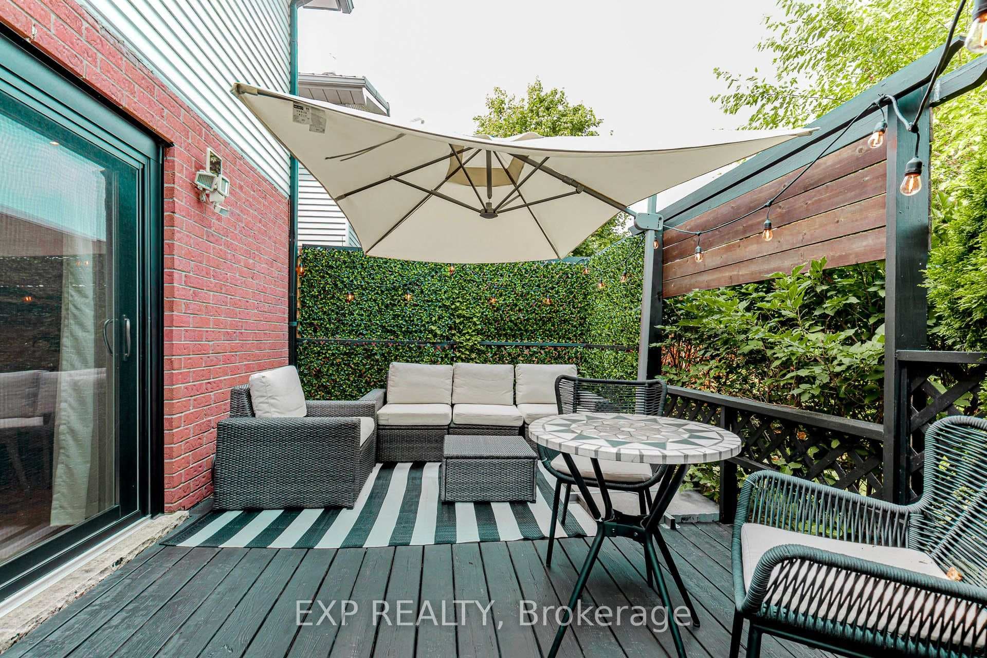 2038 Chrisdon Road photo 39