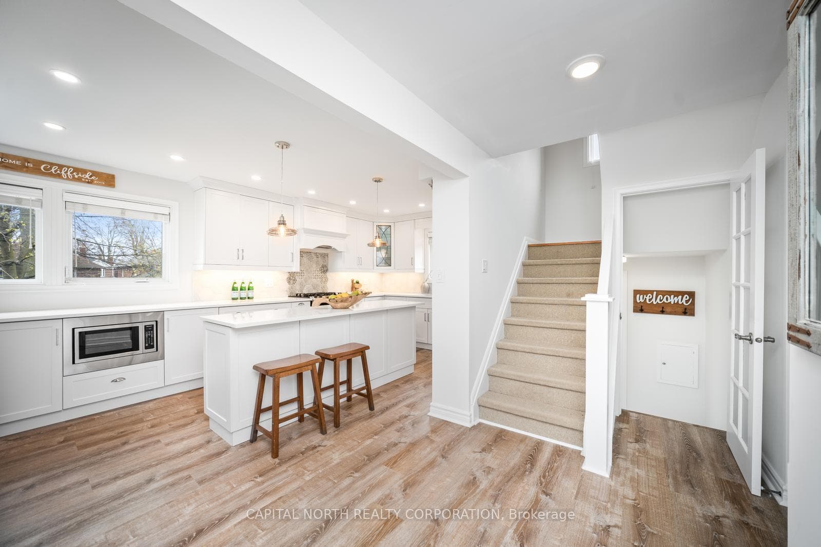 142 McIntosh Street photo 6