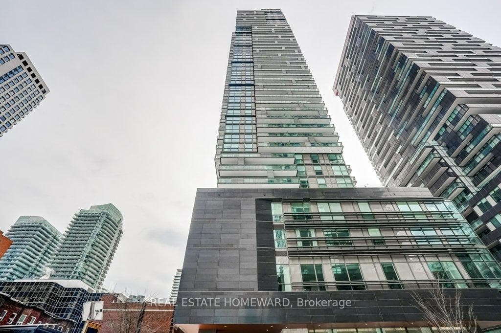 39 Roehampton Avenue Unit 3504 photo 3