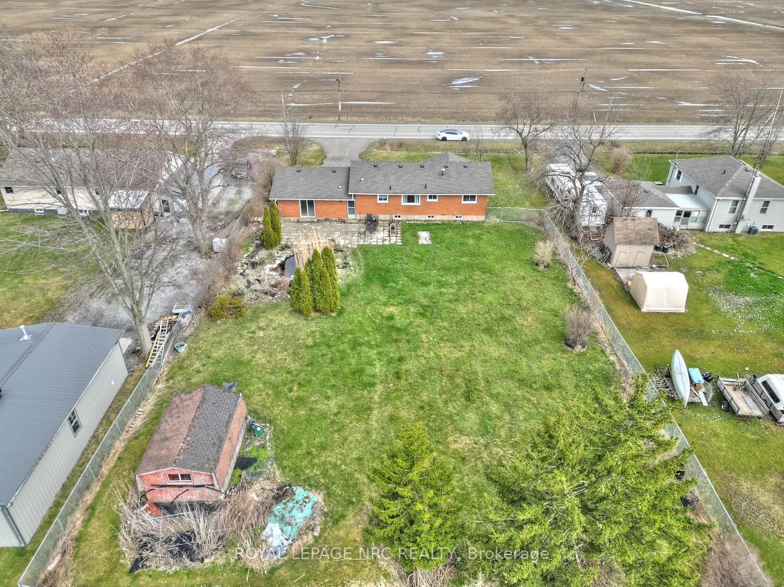 3860 Elm Street photo 34