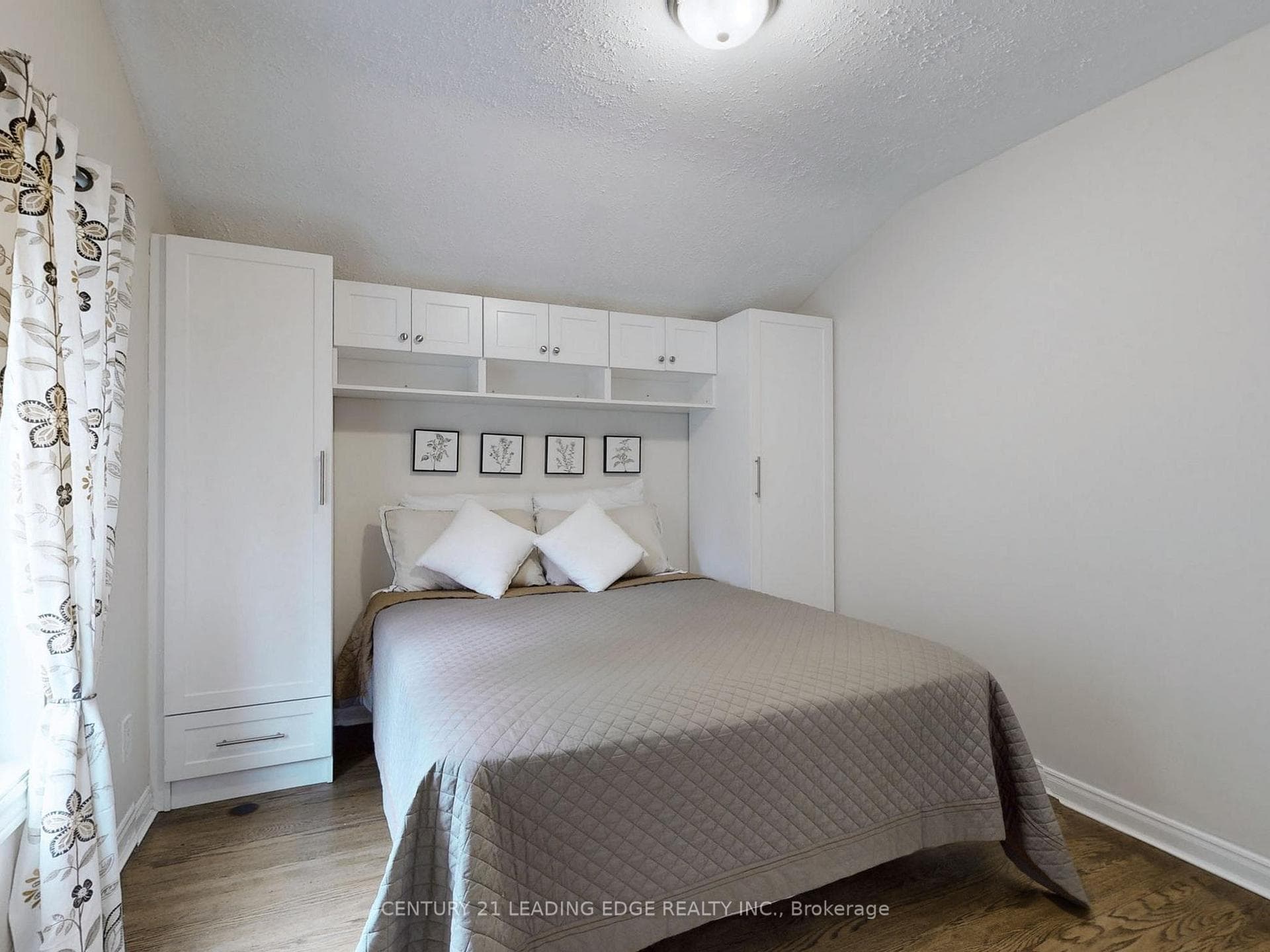 56 Carslake Crescent photo 15