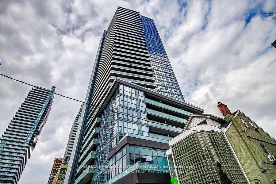 125 Redpath Avenue Unit 2811 photo 14