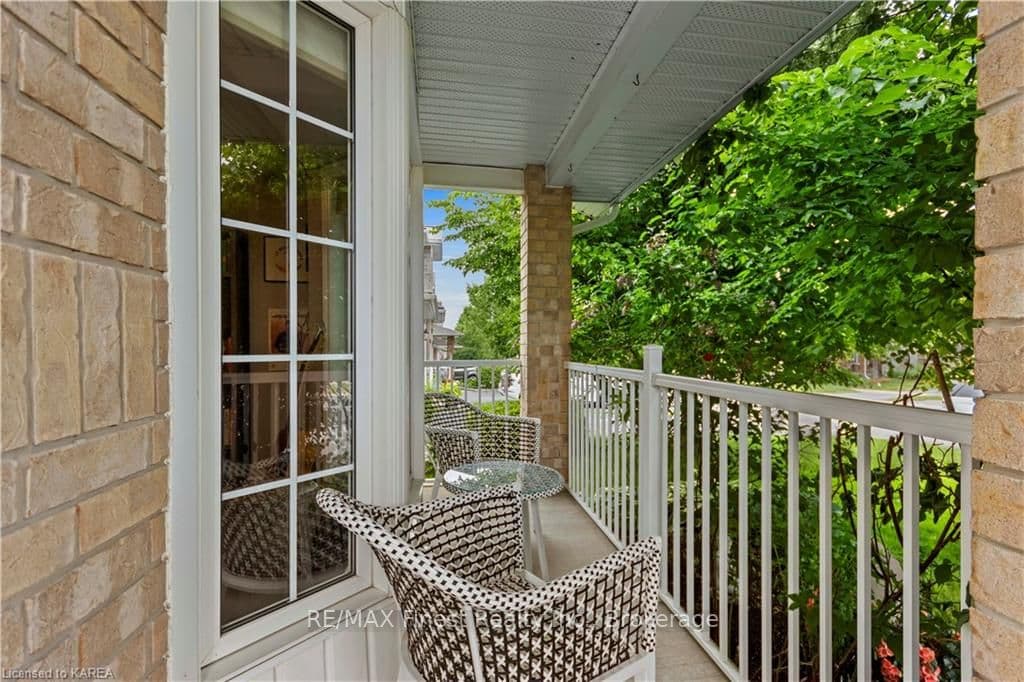 459 CONSERVATORY Drive photo 4