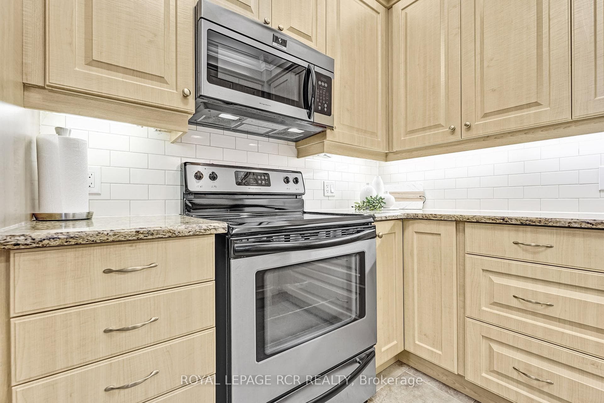 60 Ann Street Unit 302 photo 6
