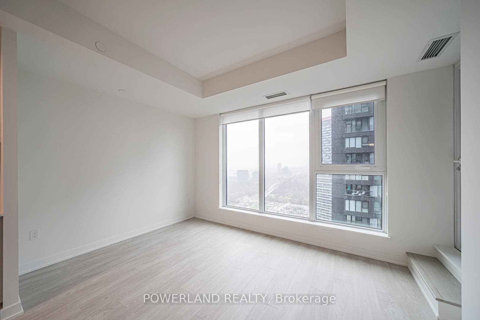 1 Quarrington Lane Unit 3005 photo 18