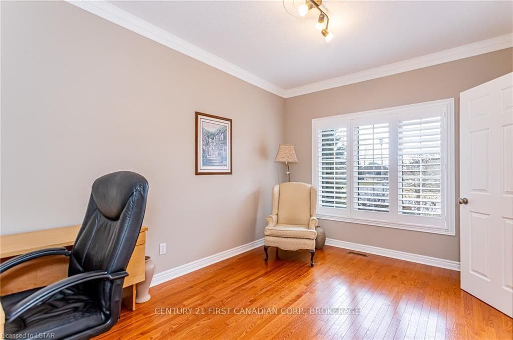 274 BERRYHILL Drive photo 20