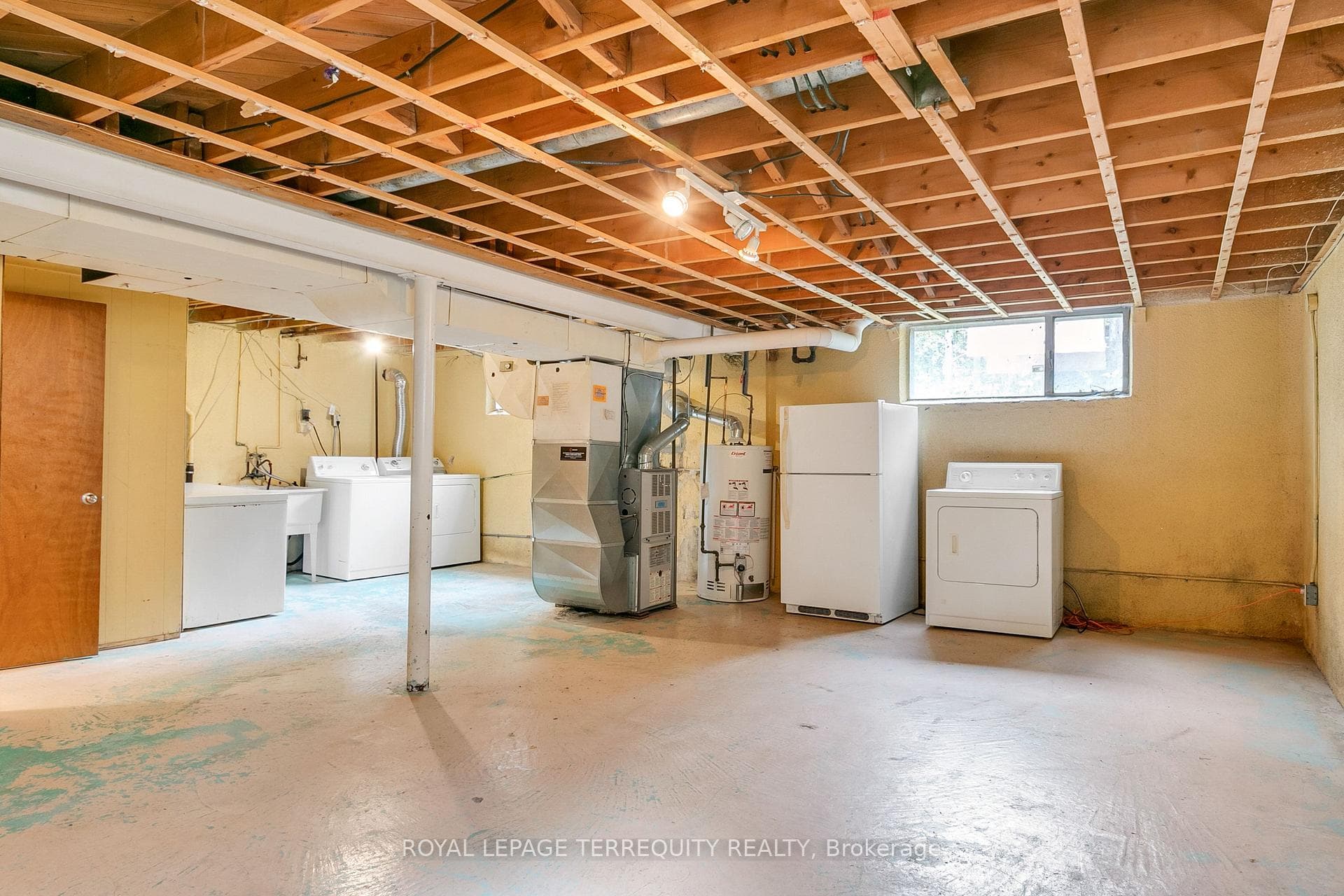 Utility Room and Laundry Room -Above Grade Windows
