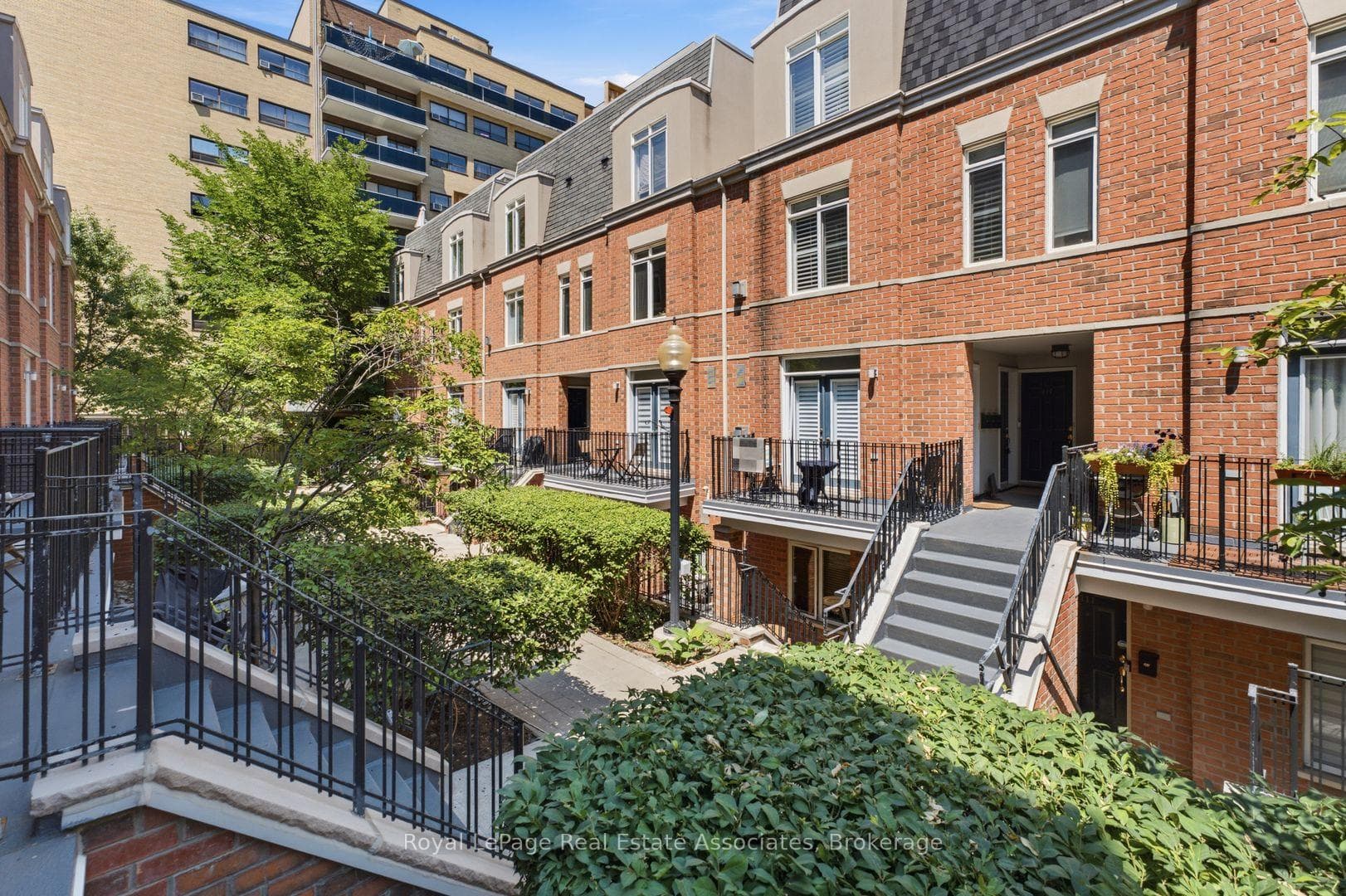 415 Jarvis Street Unit 206 photo 19