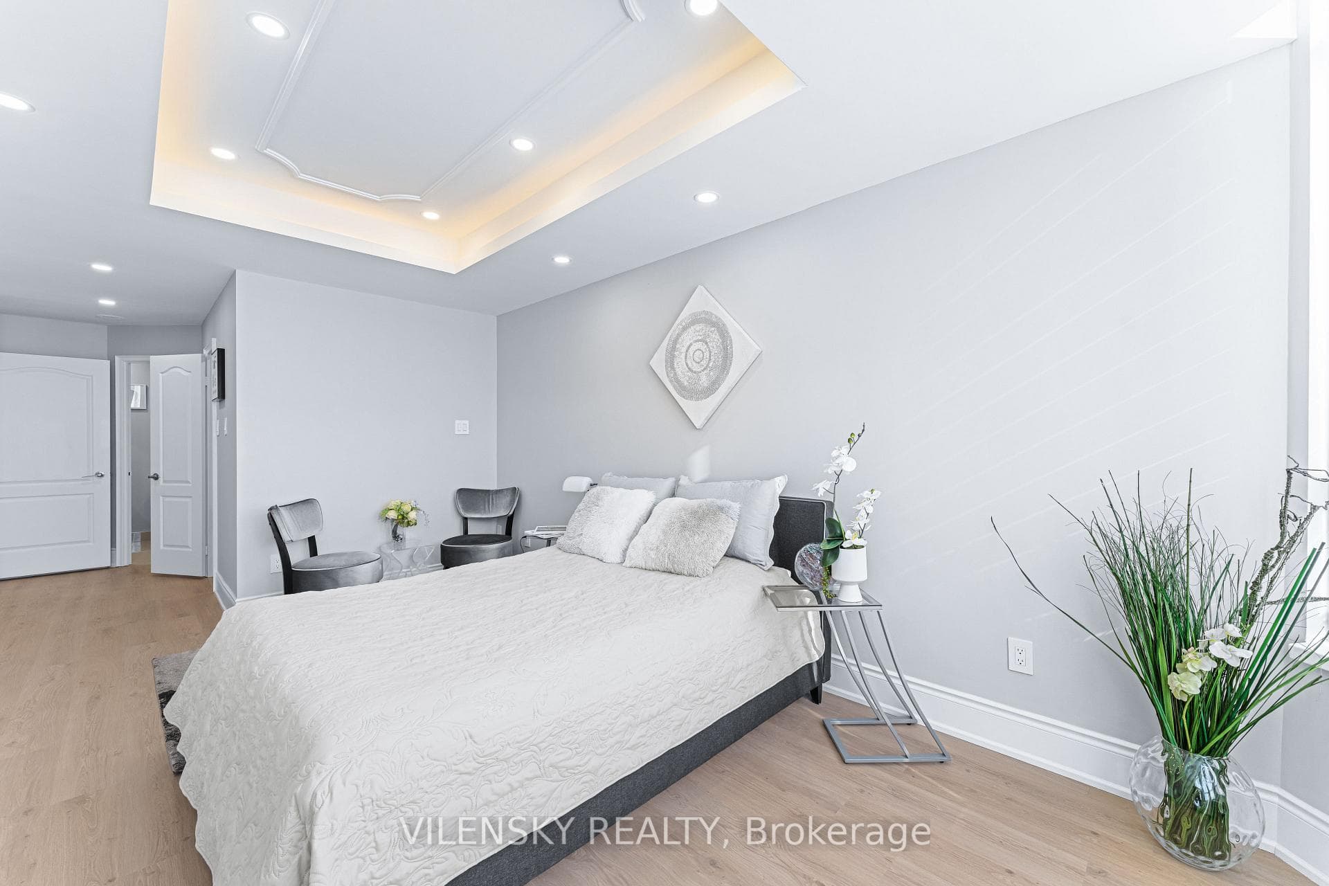 7 Townsgate Drive Unit 1808 photo 20