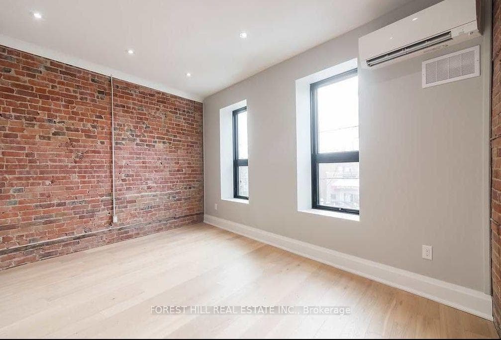 1216 Dundas Street Unit 2nd Flr photo 14