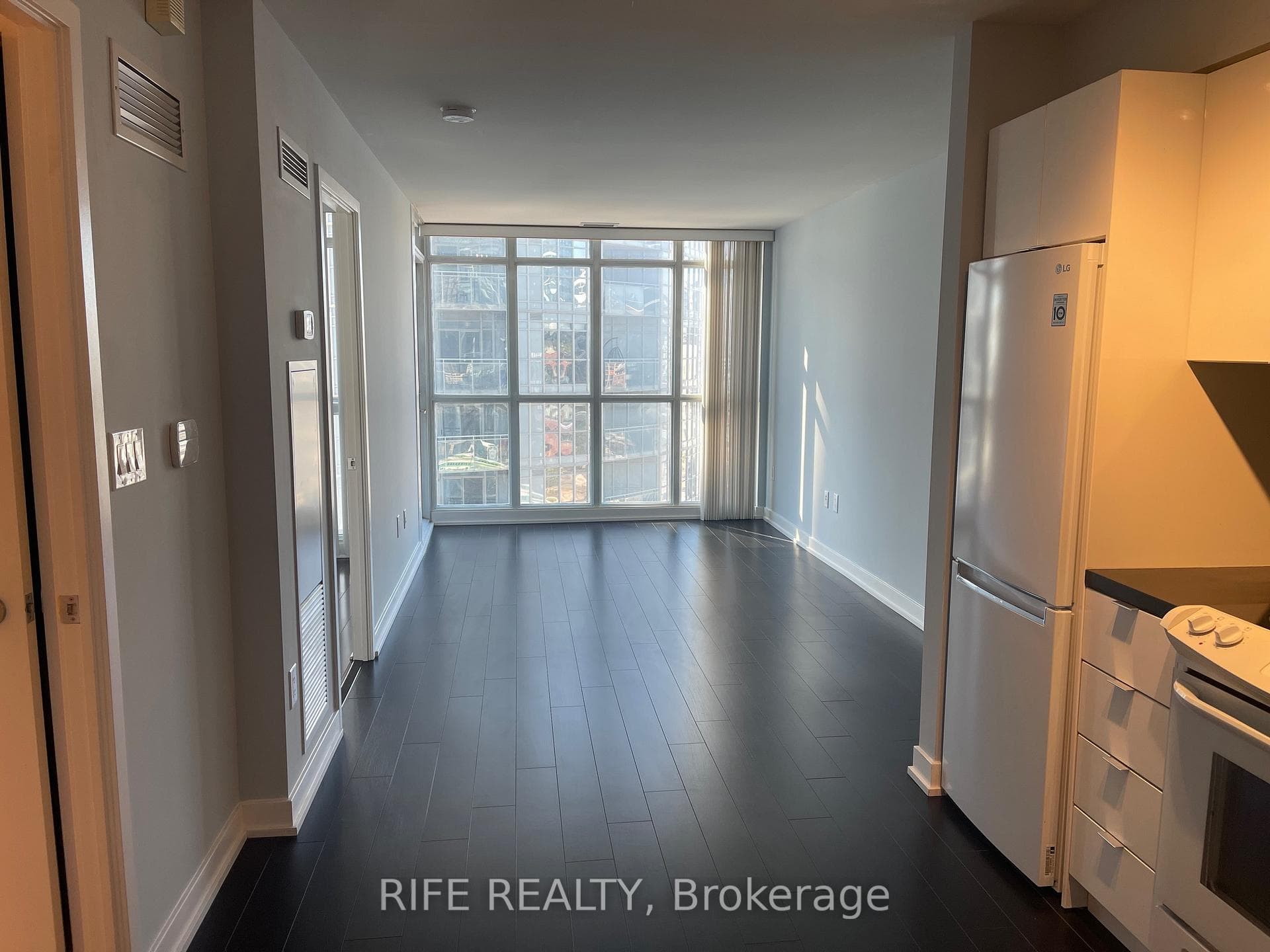 15 Iceboat Terrace Unit 1038 photo 4