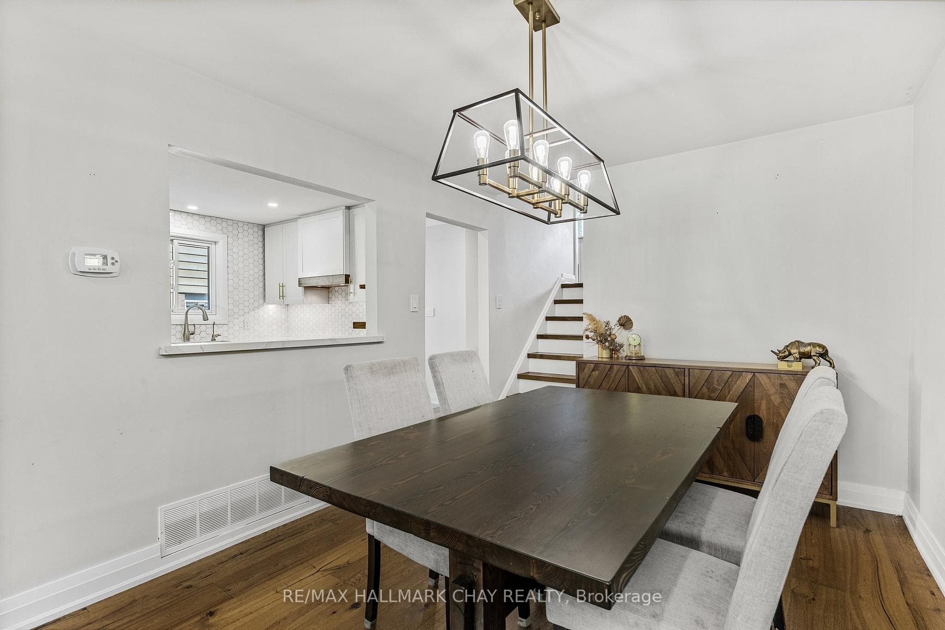 55 Lionel Stone Avenue photo 9