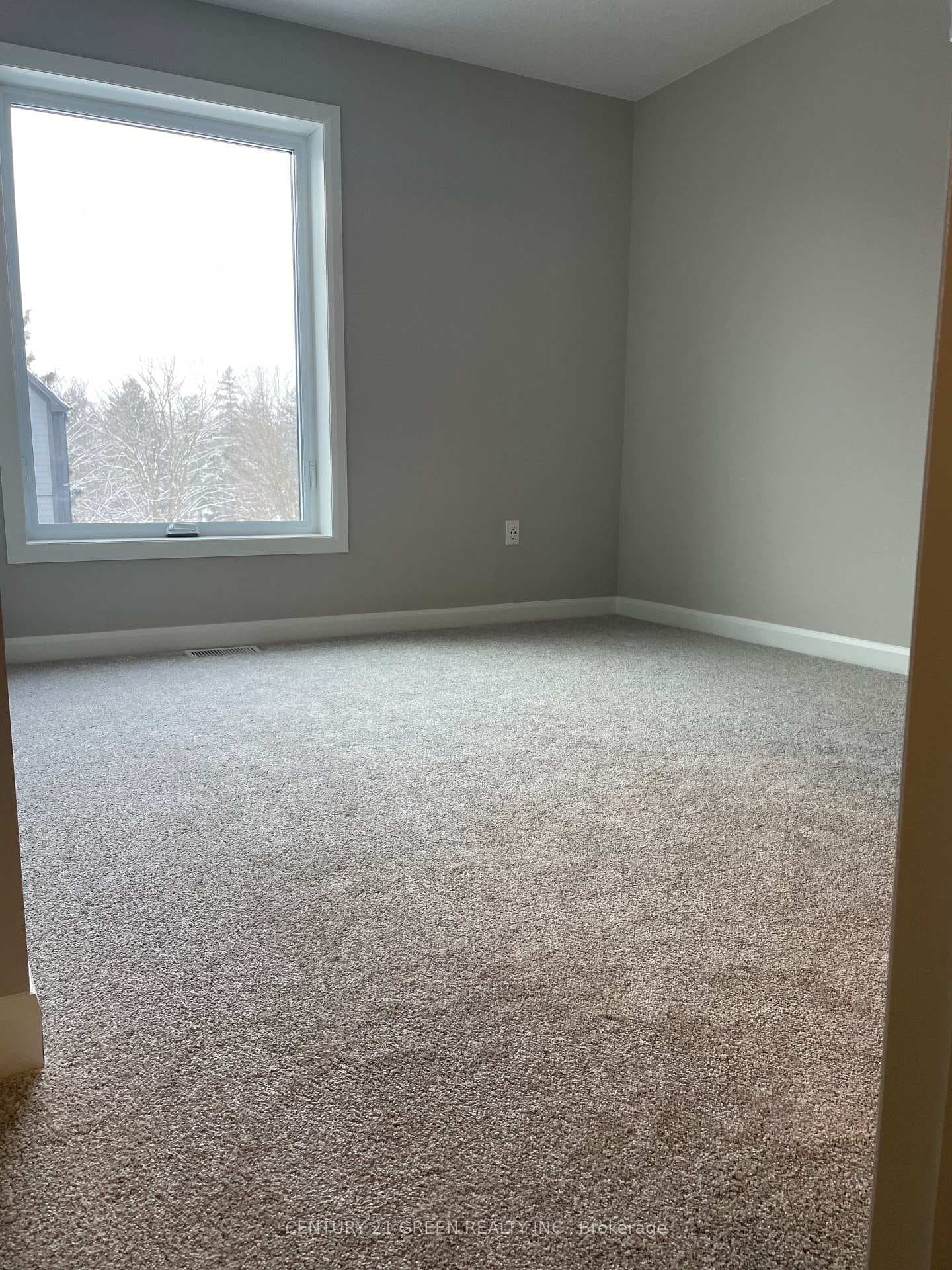 708 Woolwich Street Unit 219 photo 7