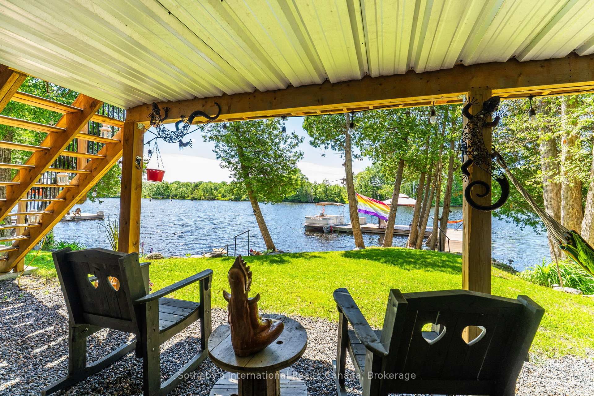 8 Lakeview Crescent photo 24