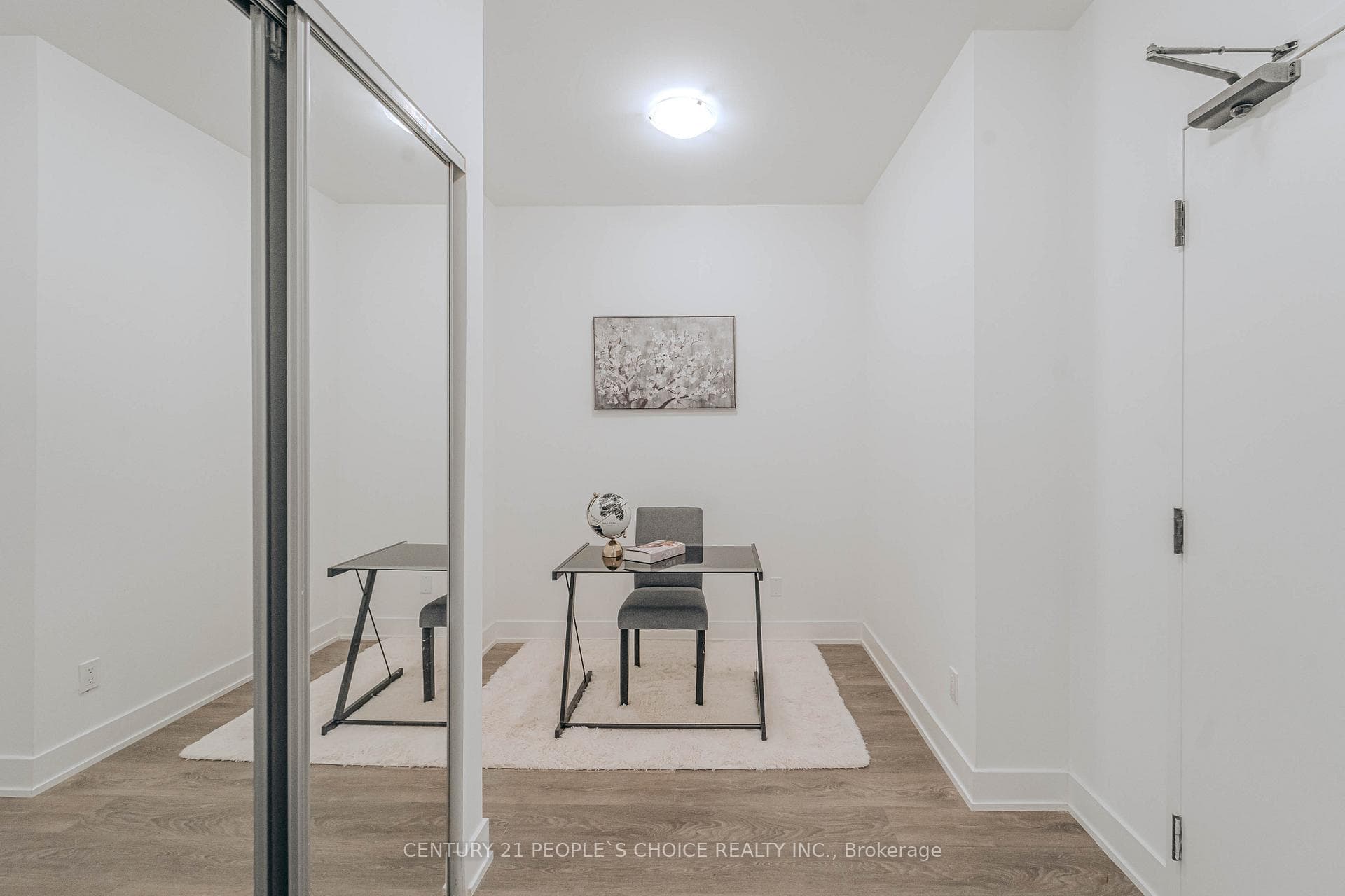 2489 Taunton Road Unit 717 photo 14
