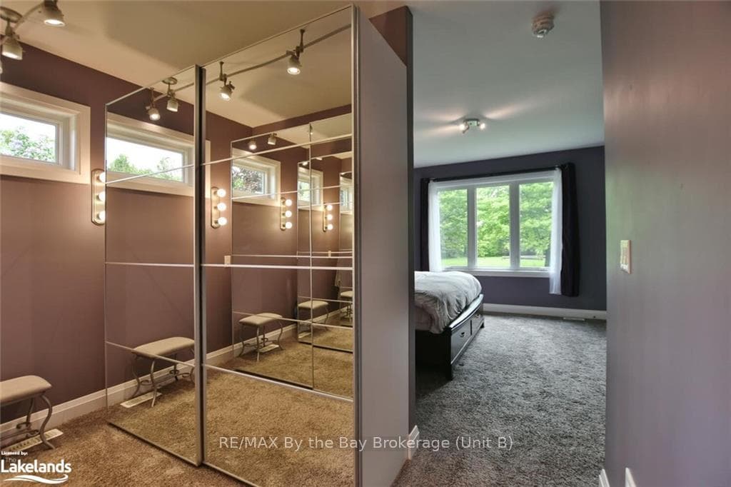 walk in closet