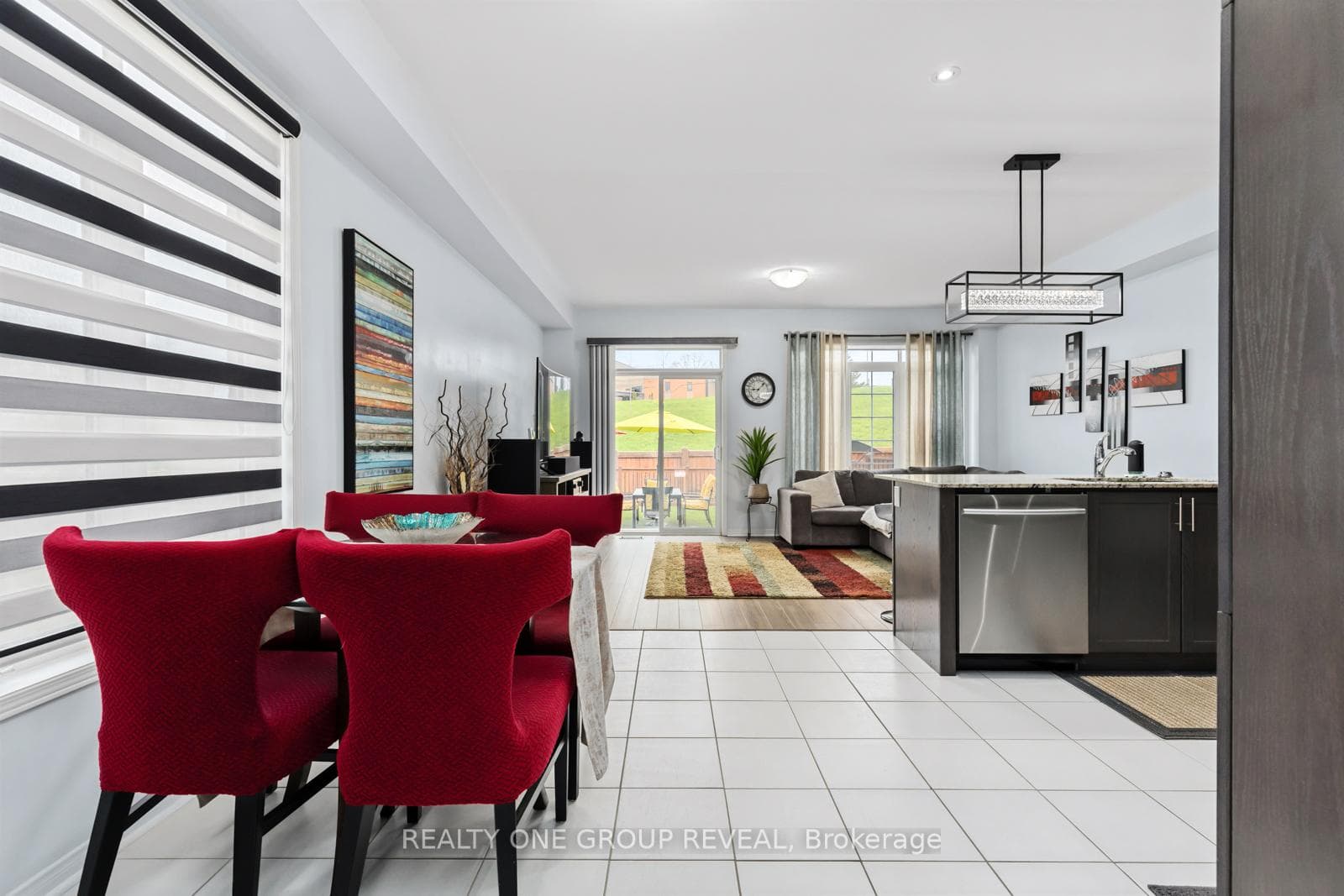 2 Rimrock Crescent photo 8
