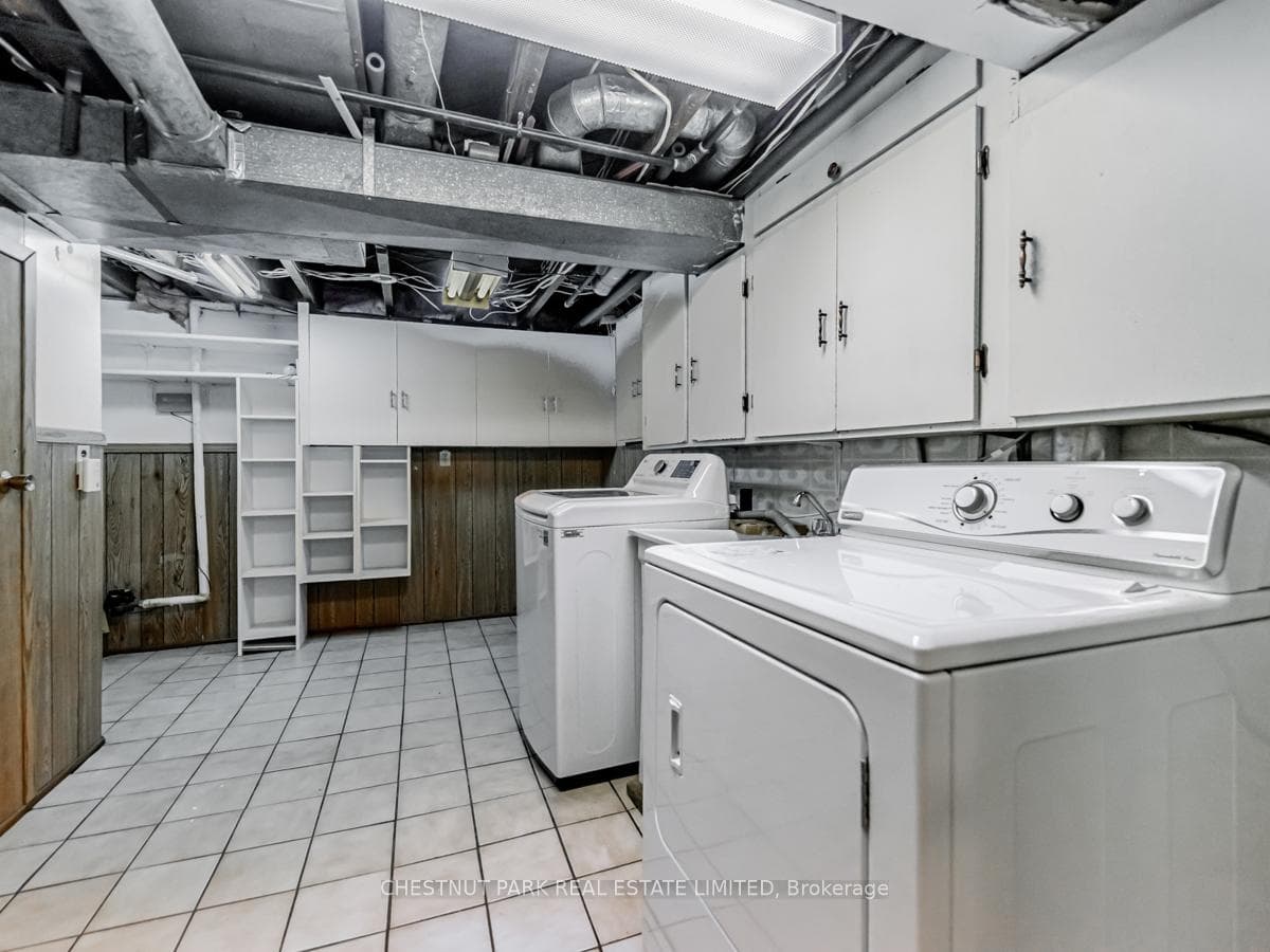 4 Kemp Square photo 18