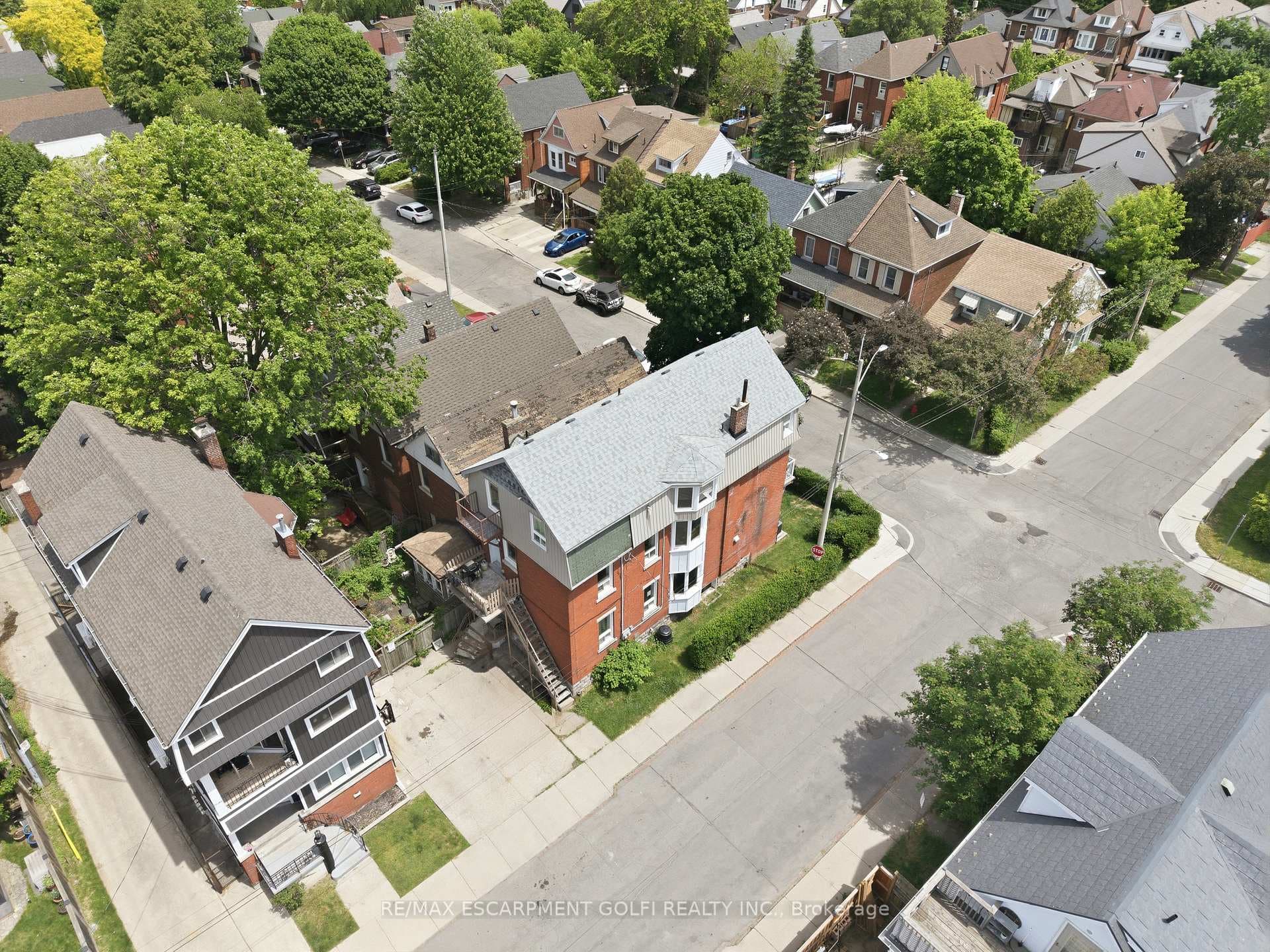 52 Cedar Avenue photo 31