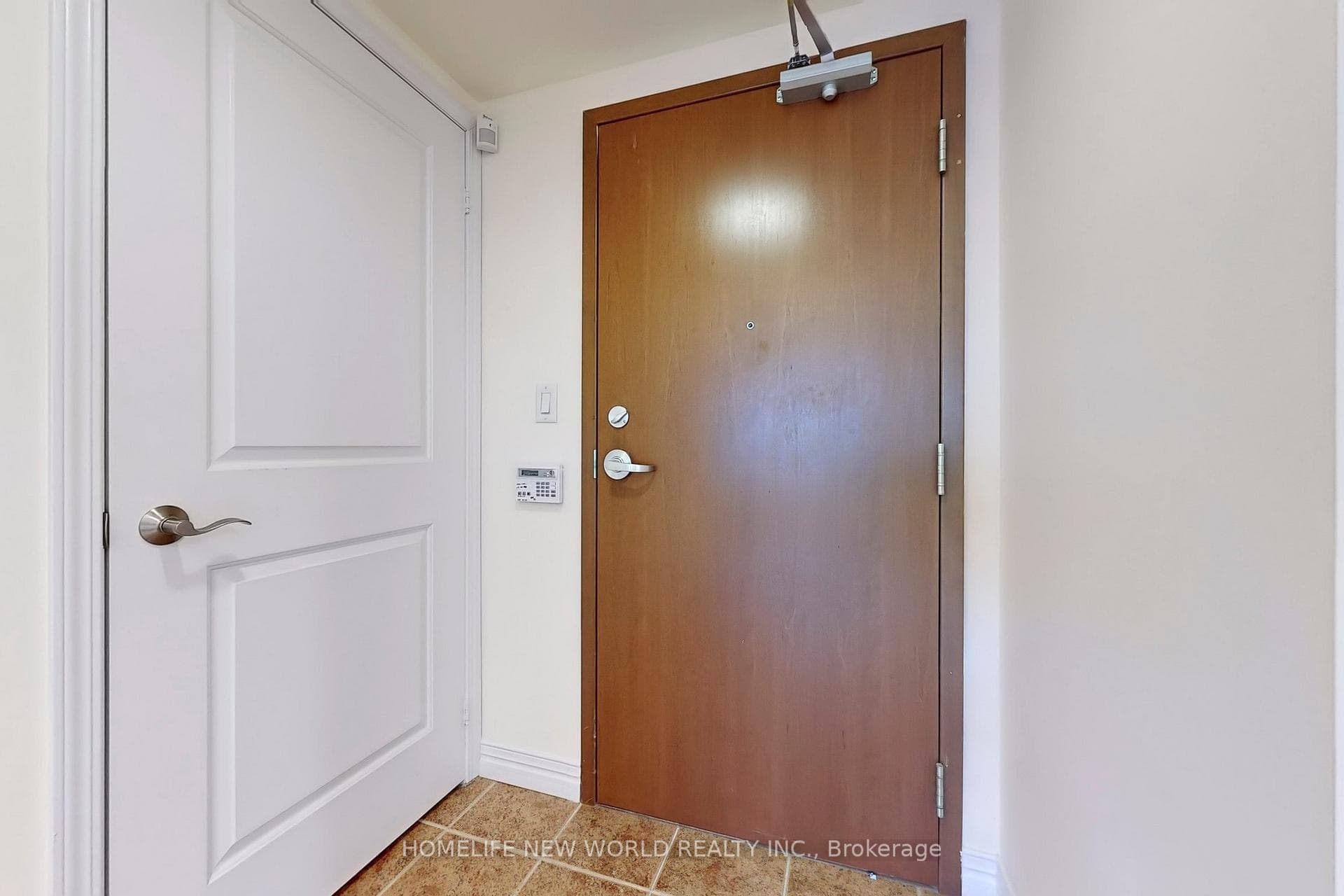 90 SCOTTFIELD Drive Unit 105 photo 22