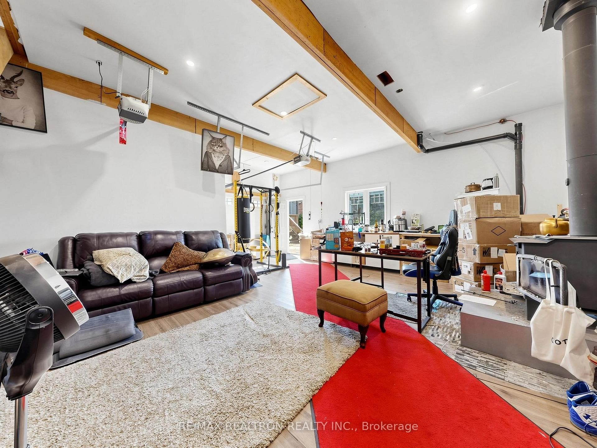 4 Lyons Lane photo 31