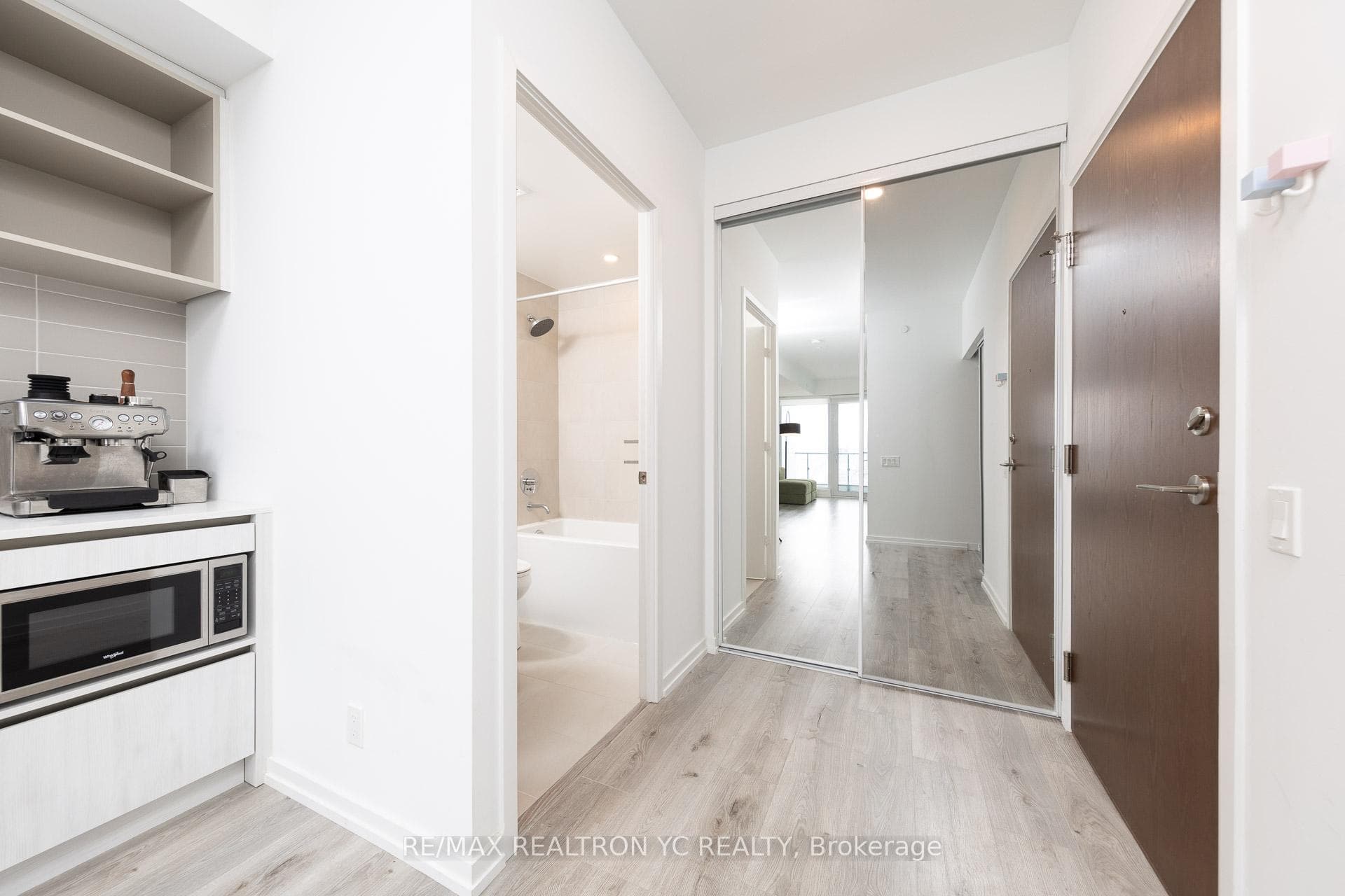 7890 Jane Street Unit 3307 photo 14