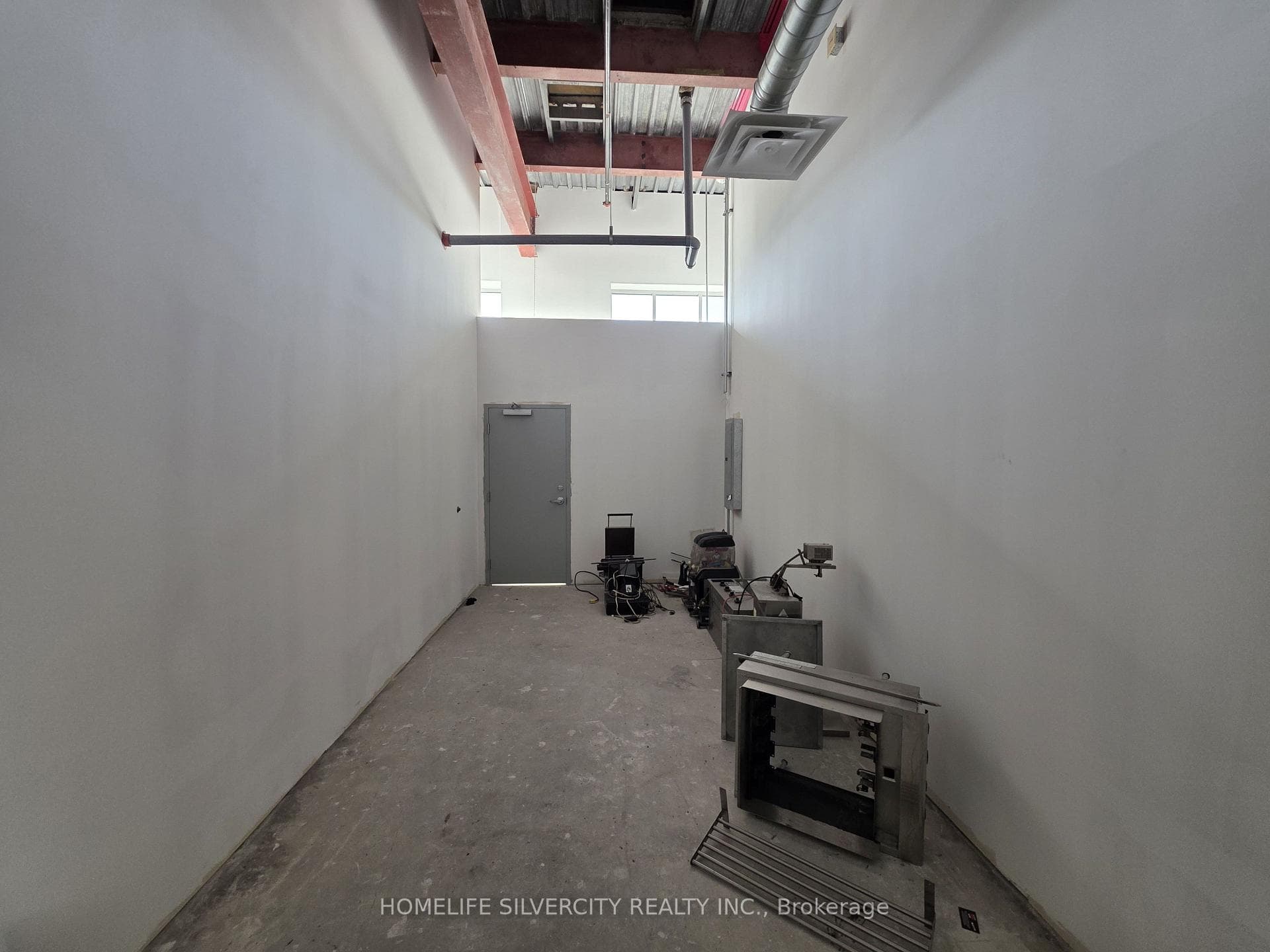 7215 Goreway Drive Unit 2B07 photo 3