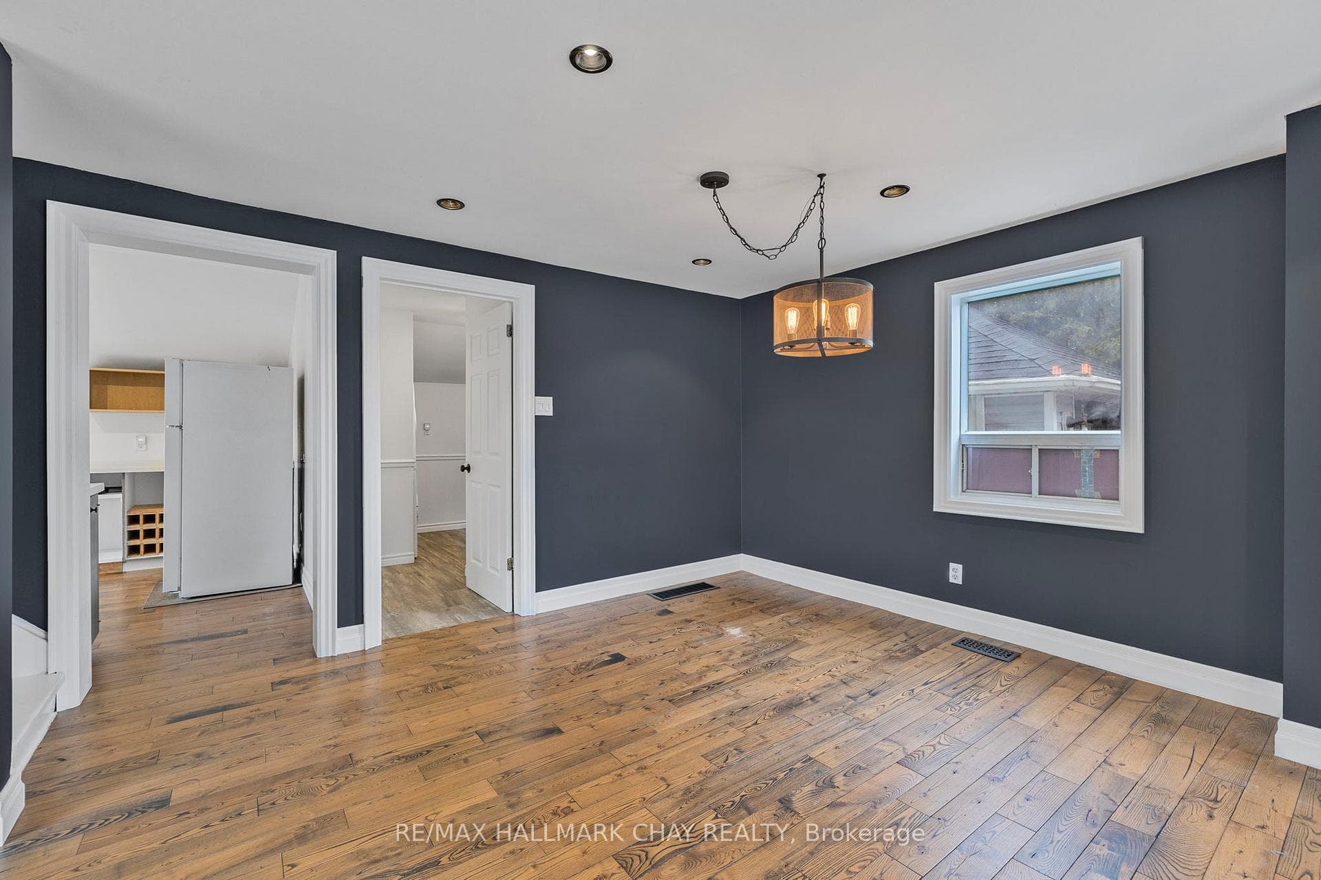 3960 Front Street photo 6