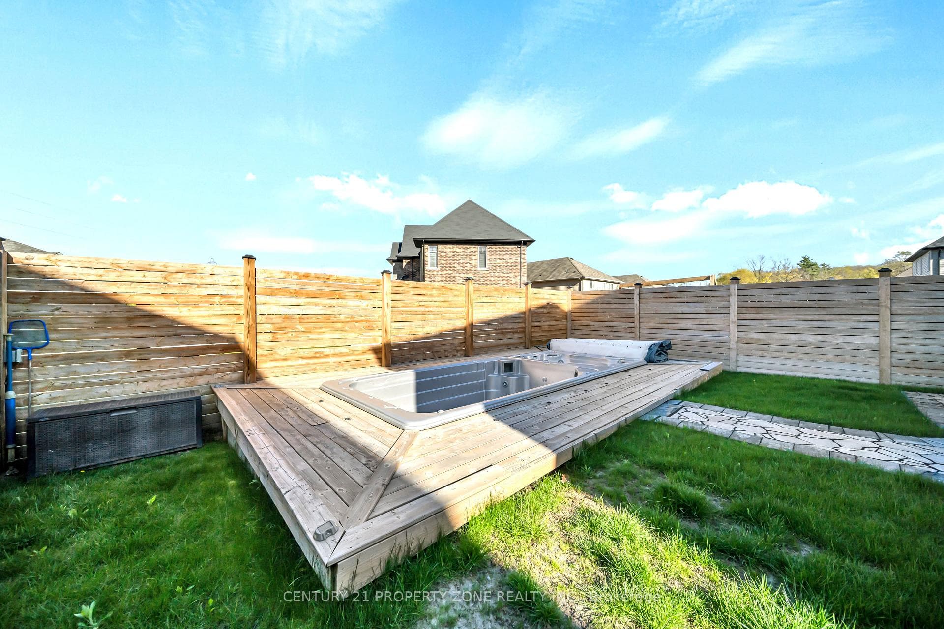 130 Elmbank Trail photo 33