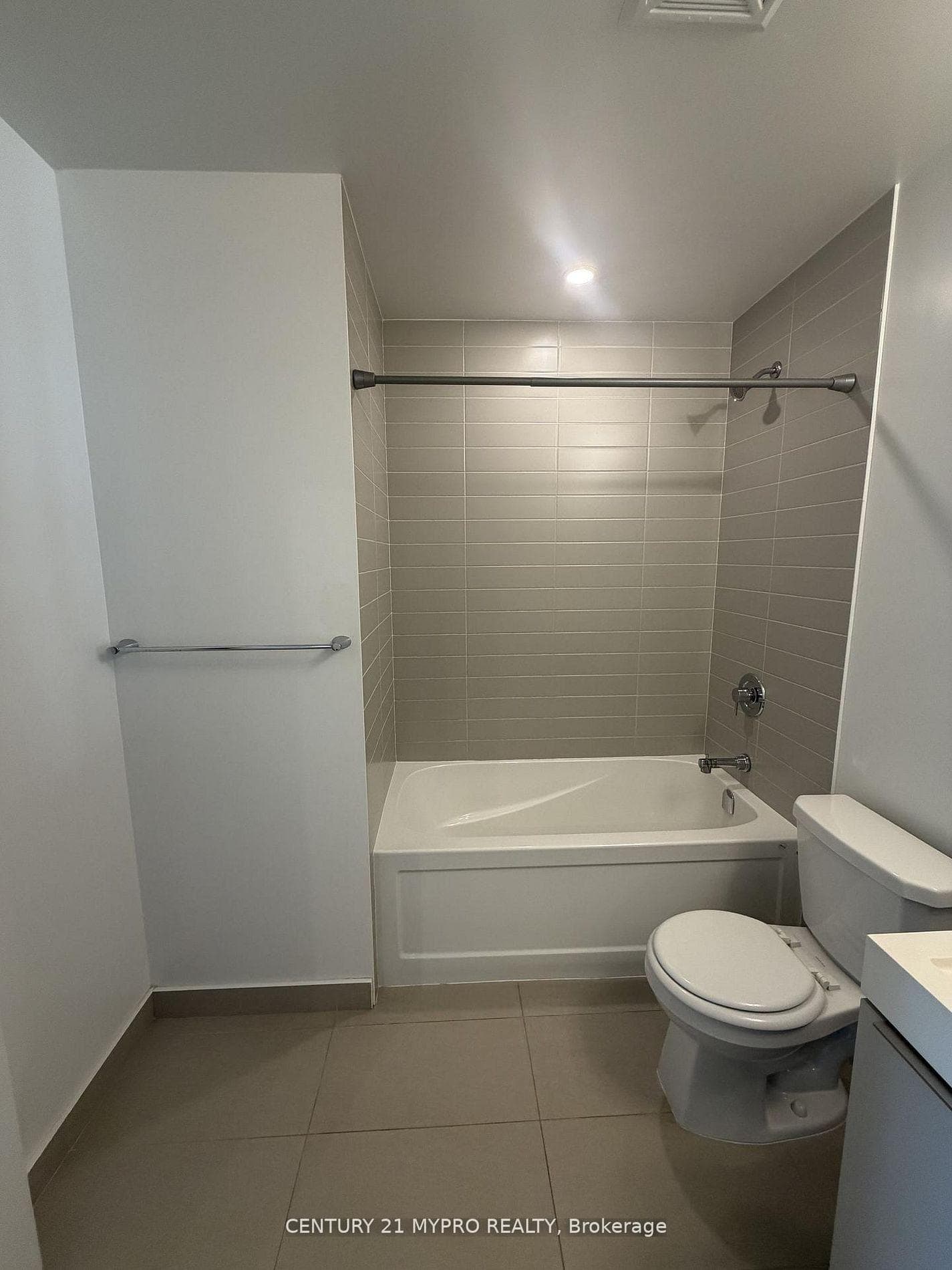 20 Tubman Avenue Unit 408 photo 12