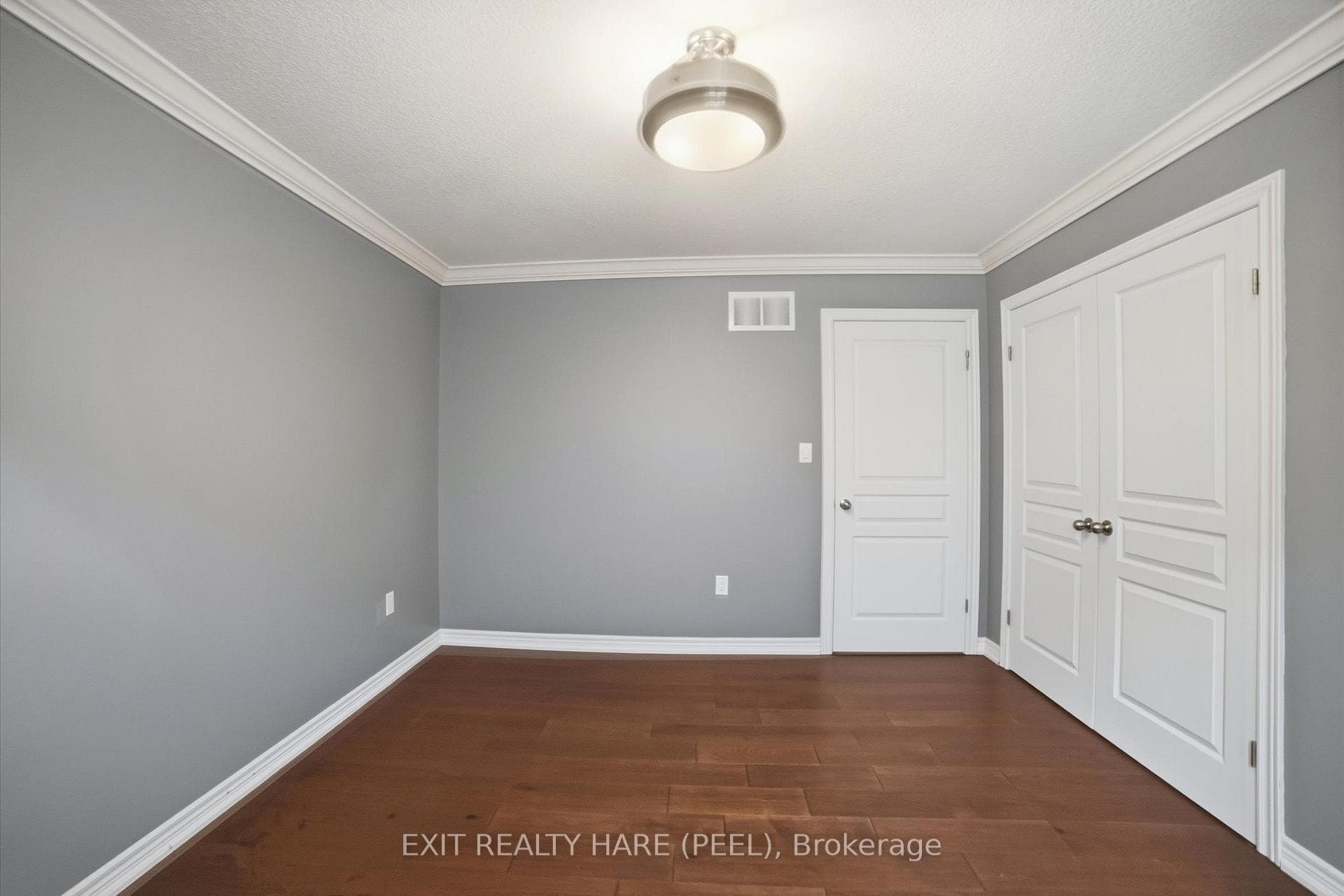 174 Irwin Avenue photo 34