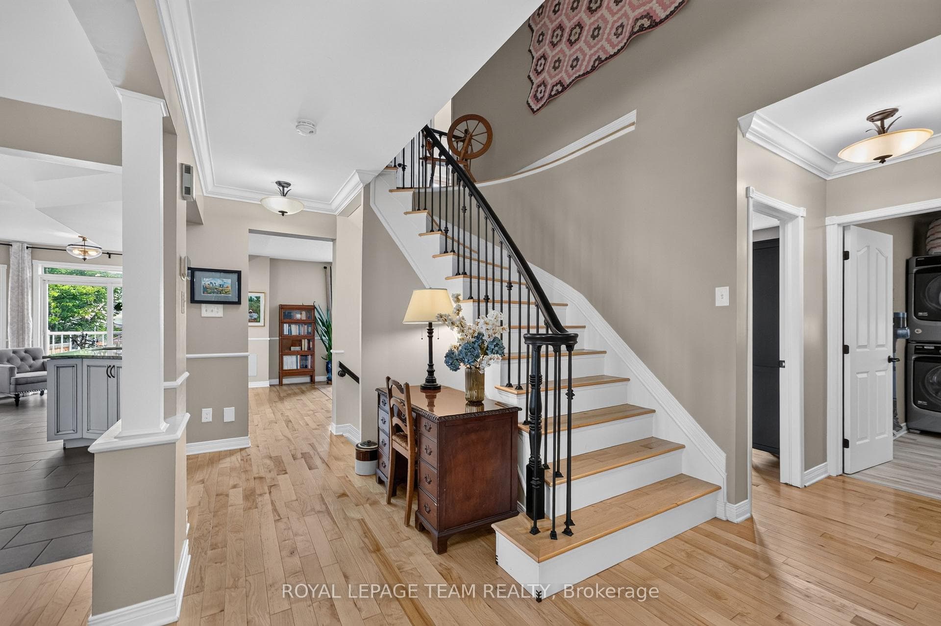 12 Forillon Crescent photo 15