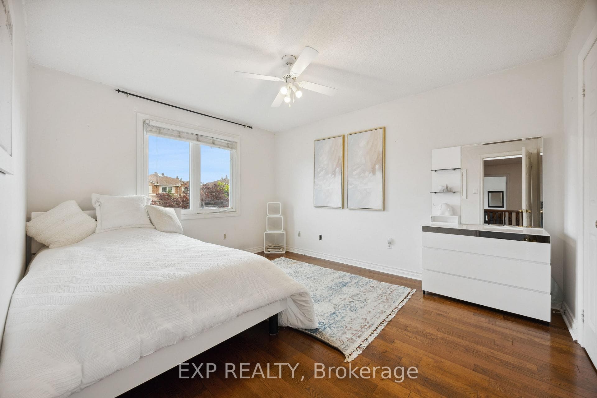 166 Lyndhurst Drive photo 29