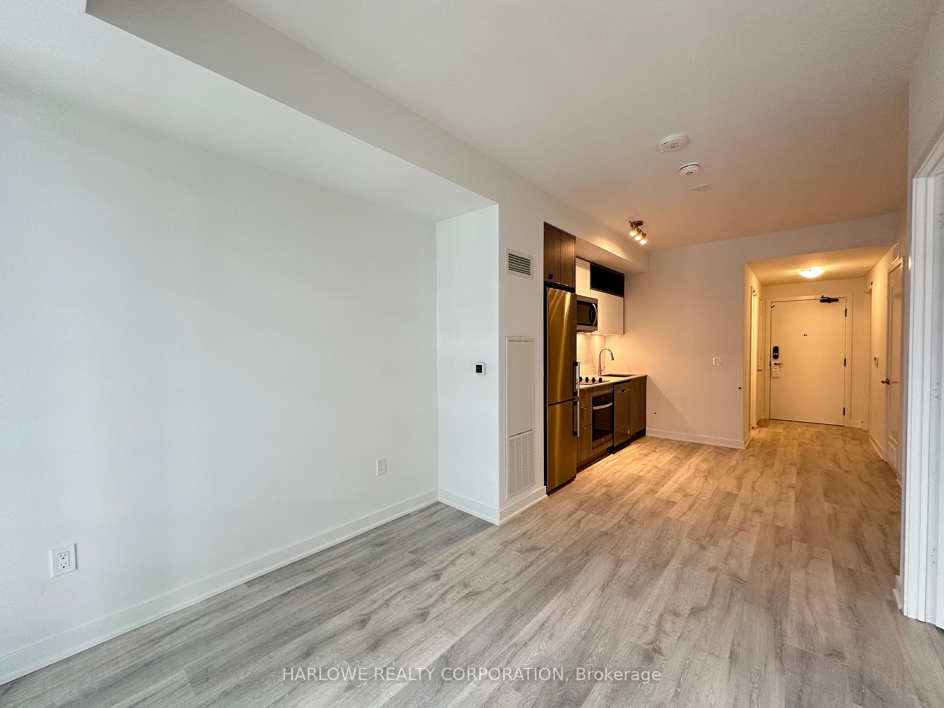 135 Lower Sherbourne Street Unit 1837 W photo 3